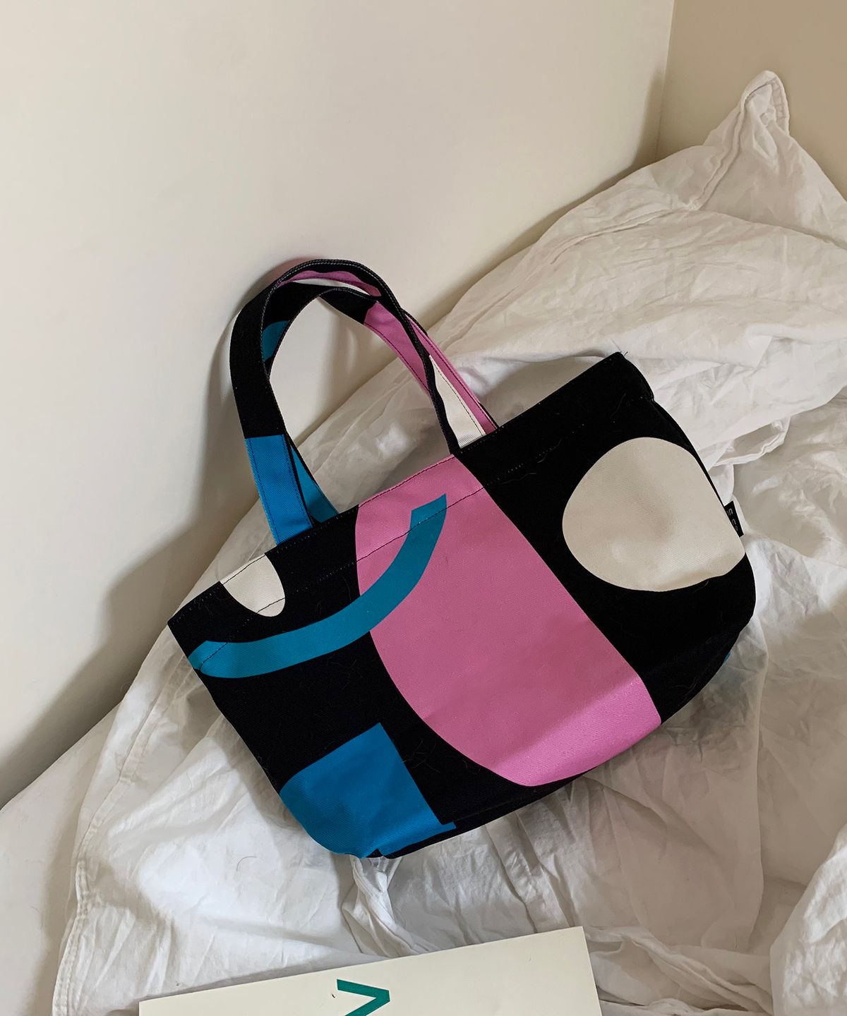 소곤소곤(SOGONSOGON) black parade pink  tote bag