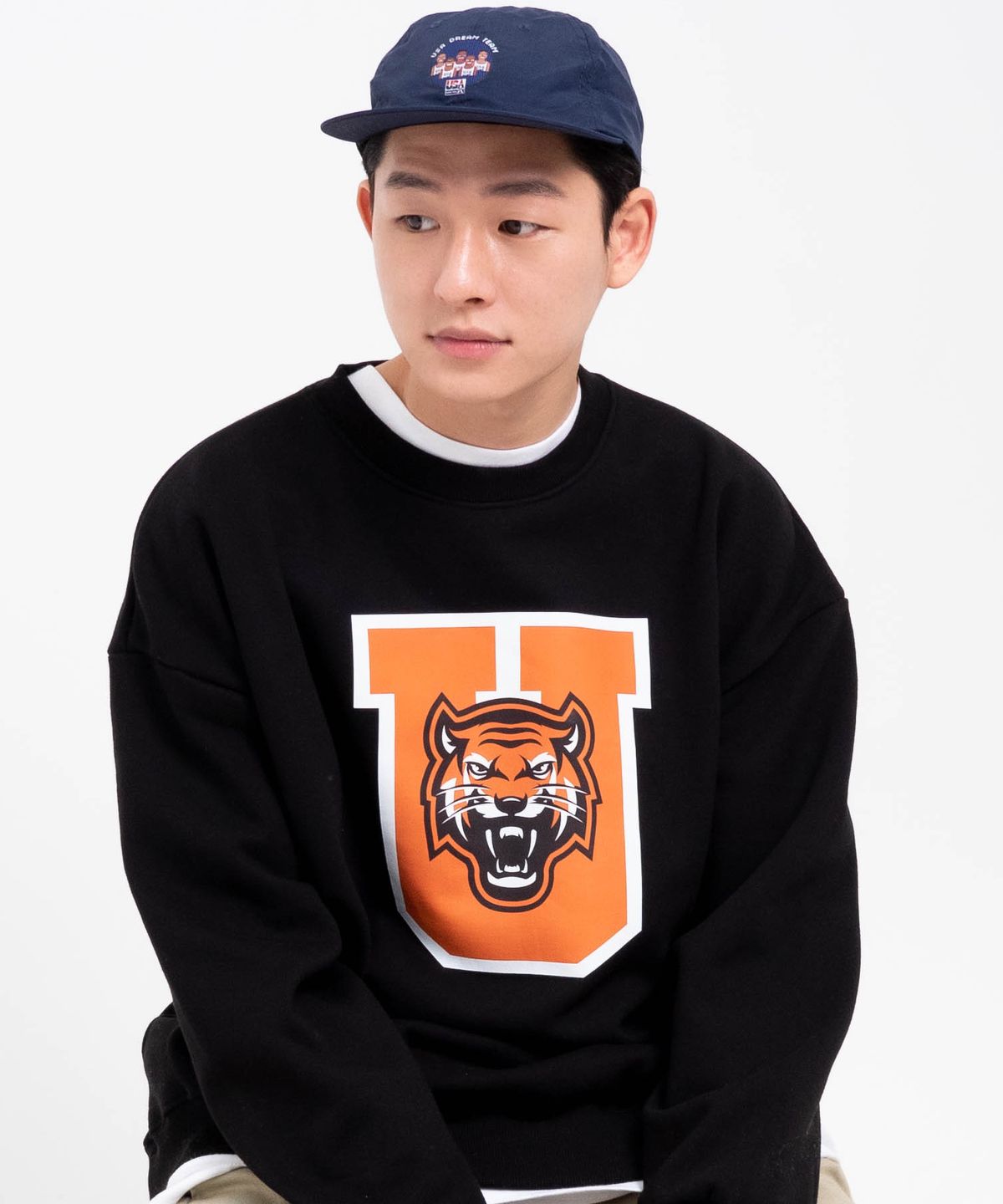 스터프(STUFF) 빅 유 맨투맨 블랙
