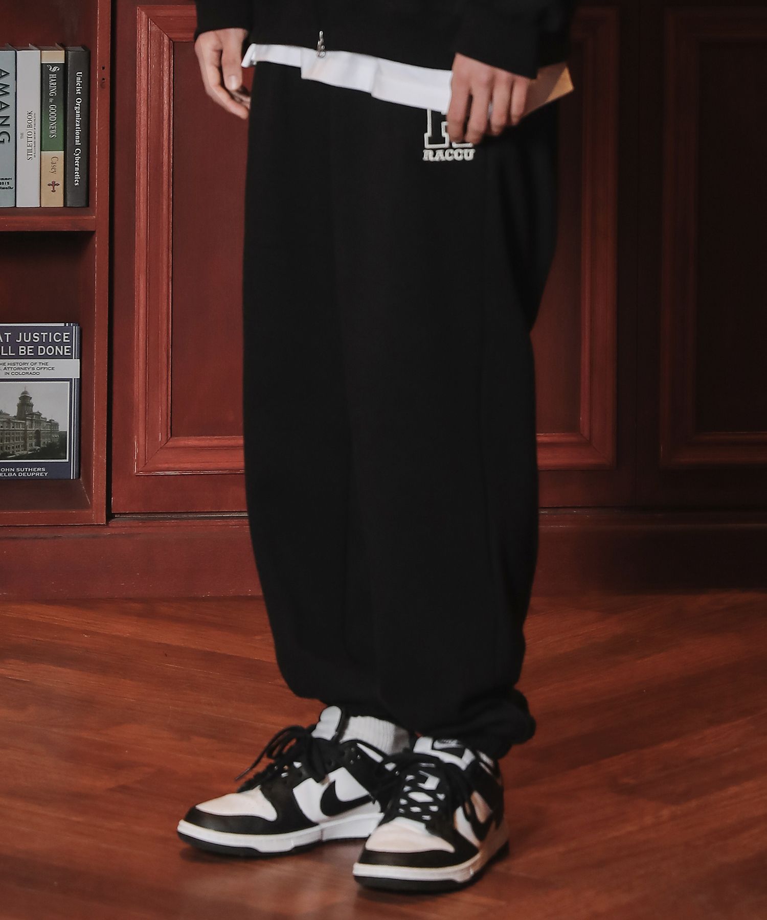 ハチヤーズ　CBOT Ribbed Joggers 2G 新品未使用タグ付き ハチヤーズ CBOT Ribbed Joggers 2G 新品未使用タグ付き