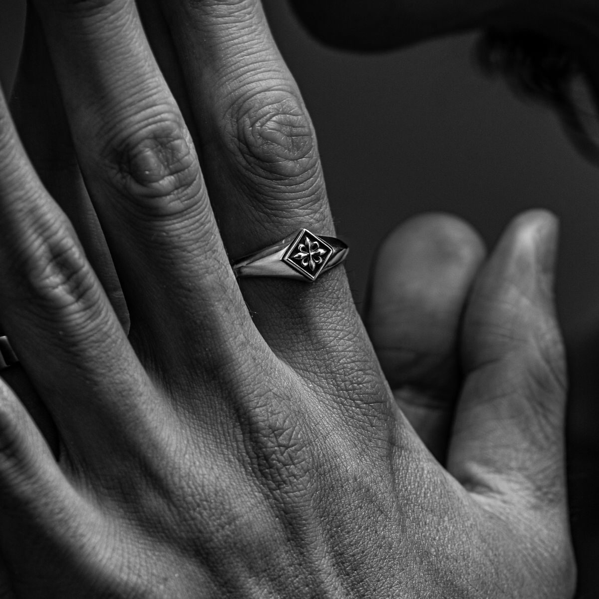 스팅925(STING925) Rhombus Lilium Ring