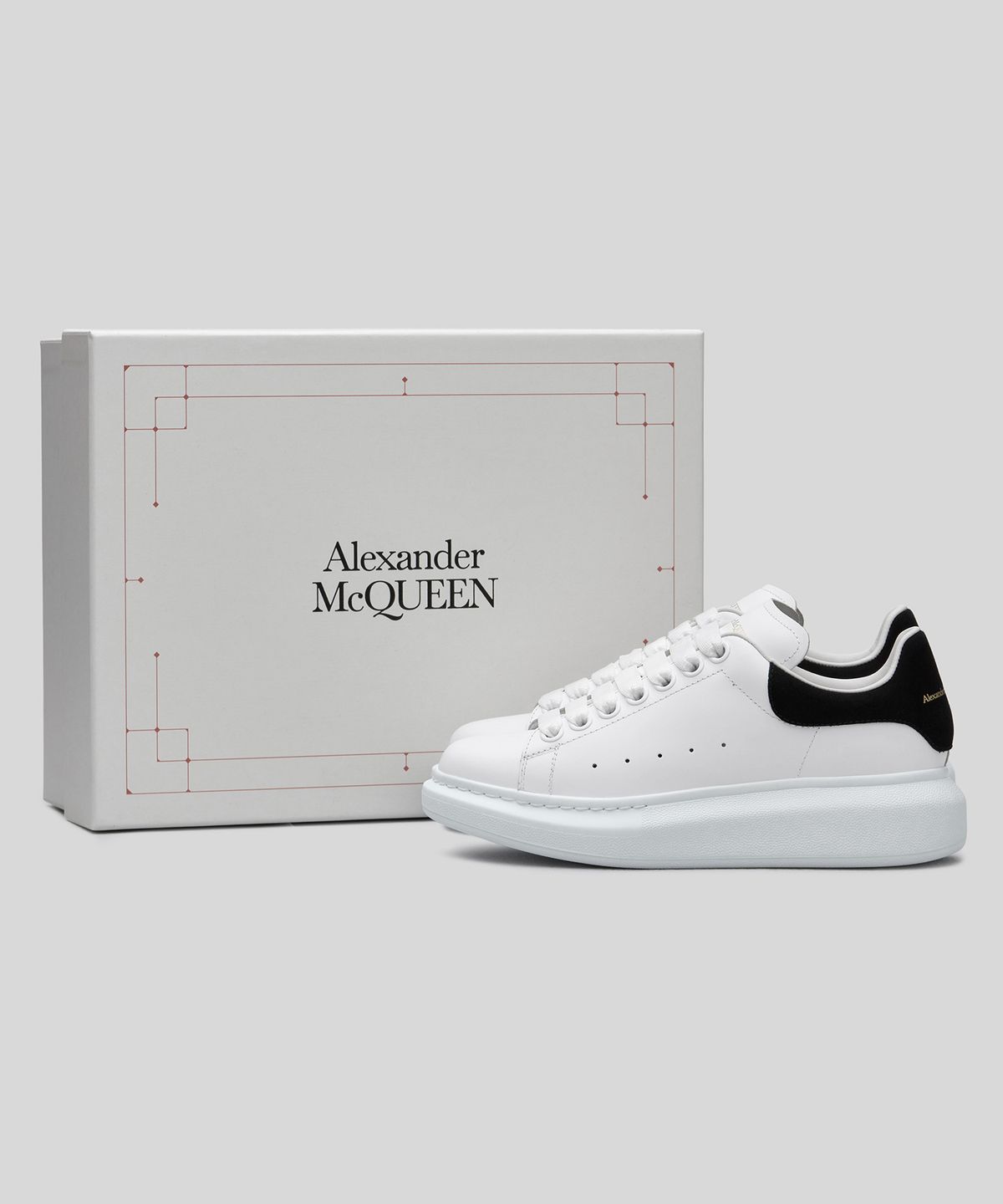 알렉산더 맥퀸(ALEXANDER McQUEEN) 오버사이즈 스니커즈 - 화이트:블랙 / 553770WHGP79061