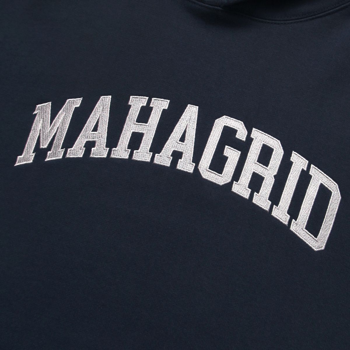 마하그리드(MAHAGRID) VARSITY LOGO HOODIE NAVY(MG2ESMM406A)