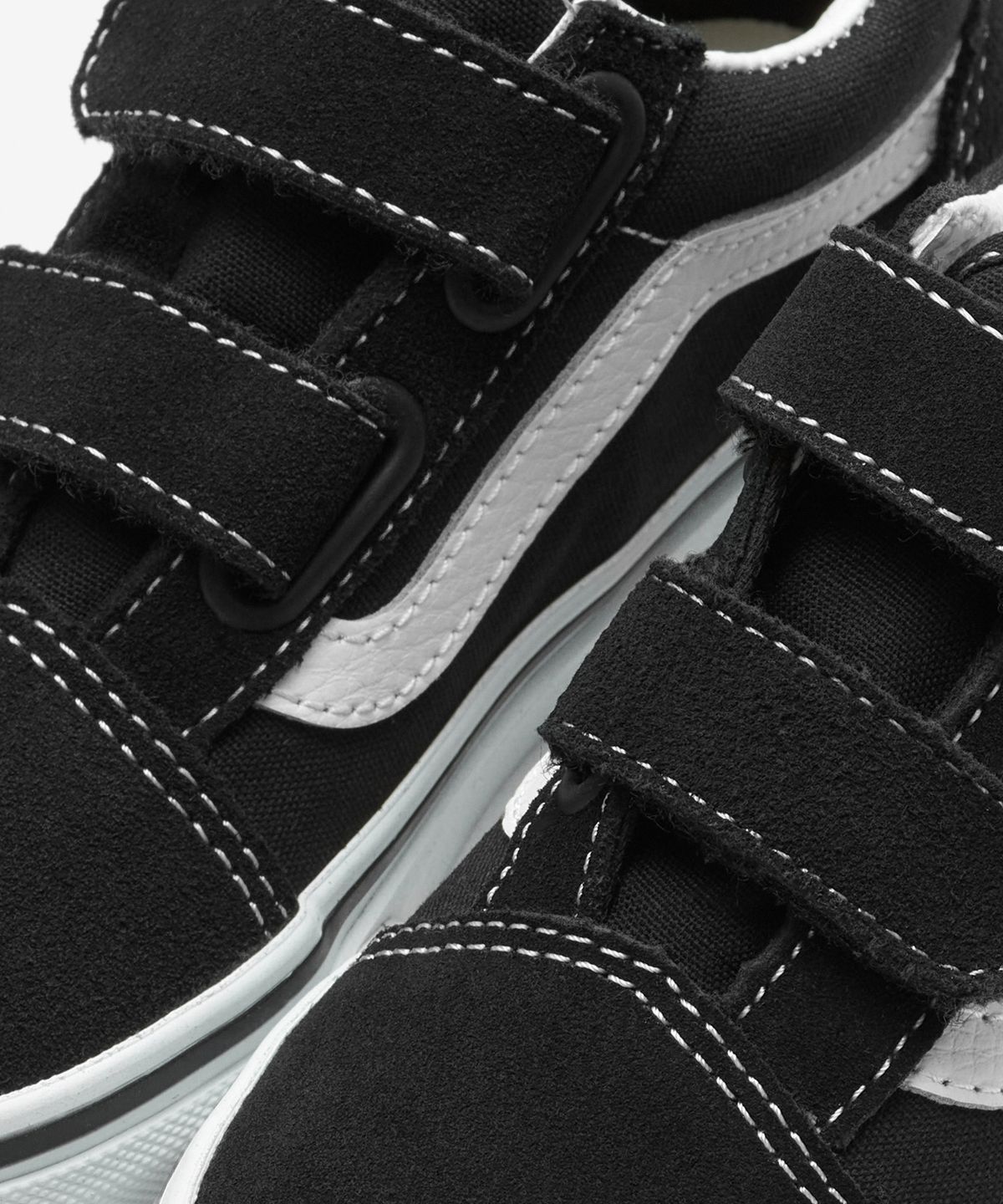 반스 키즈(VANS KIDS) 올드스쿨 V 키즈 - 블랙:트루 화이트