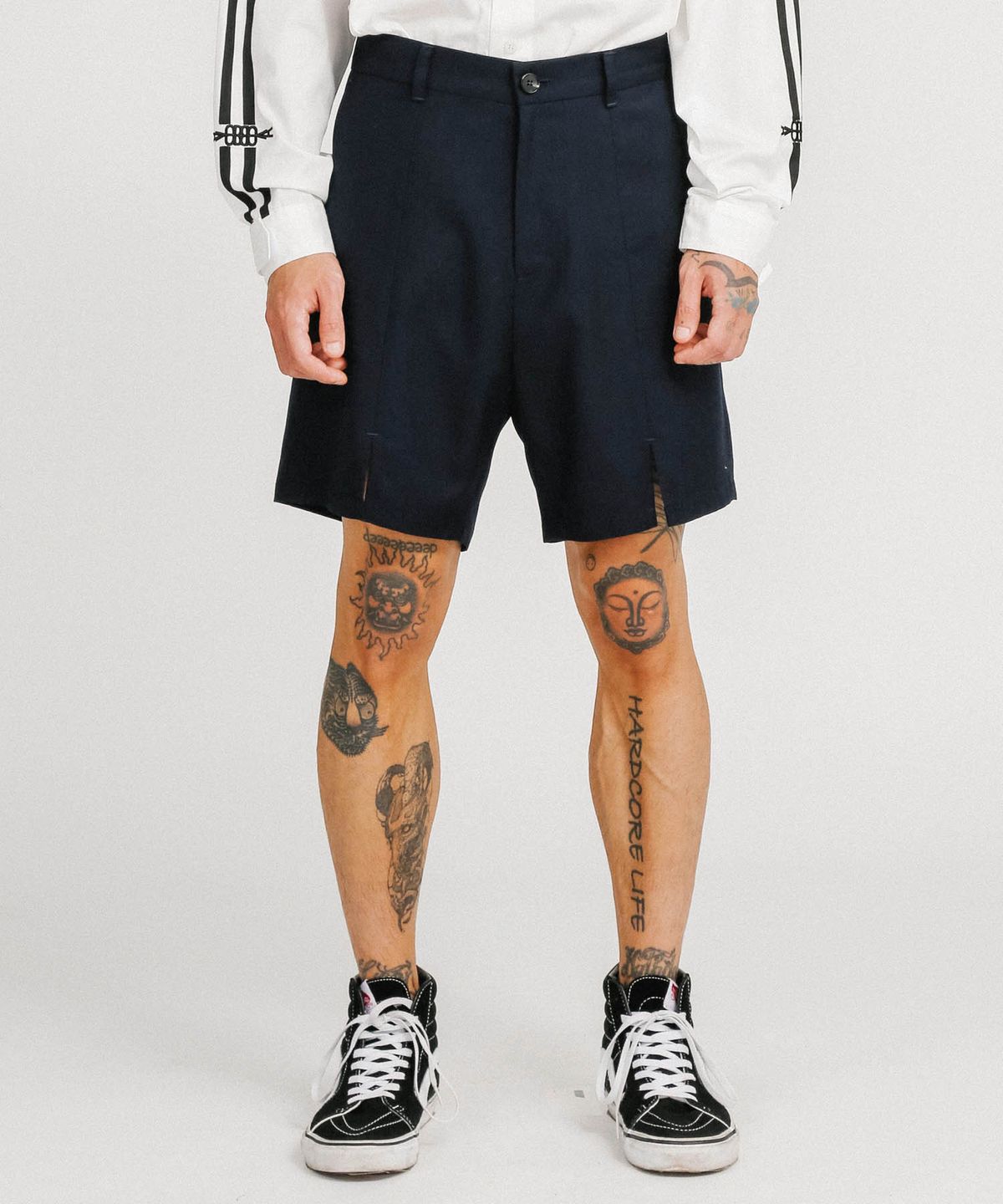 아조바이아조(AJOBYAJO) Slit Shorts [Navy]