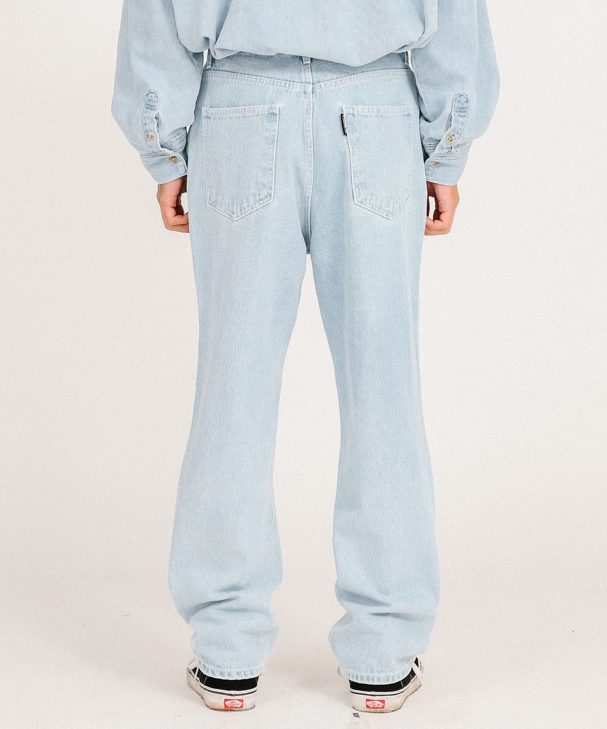 아조바이아조(AJOBYAJO) Gun Washed Jeans [Sky Blue]
