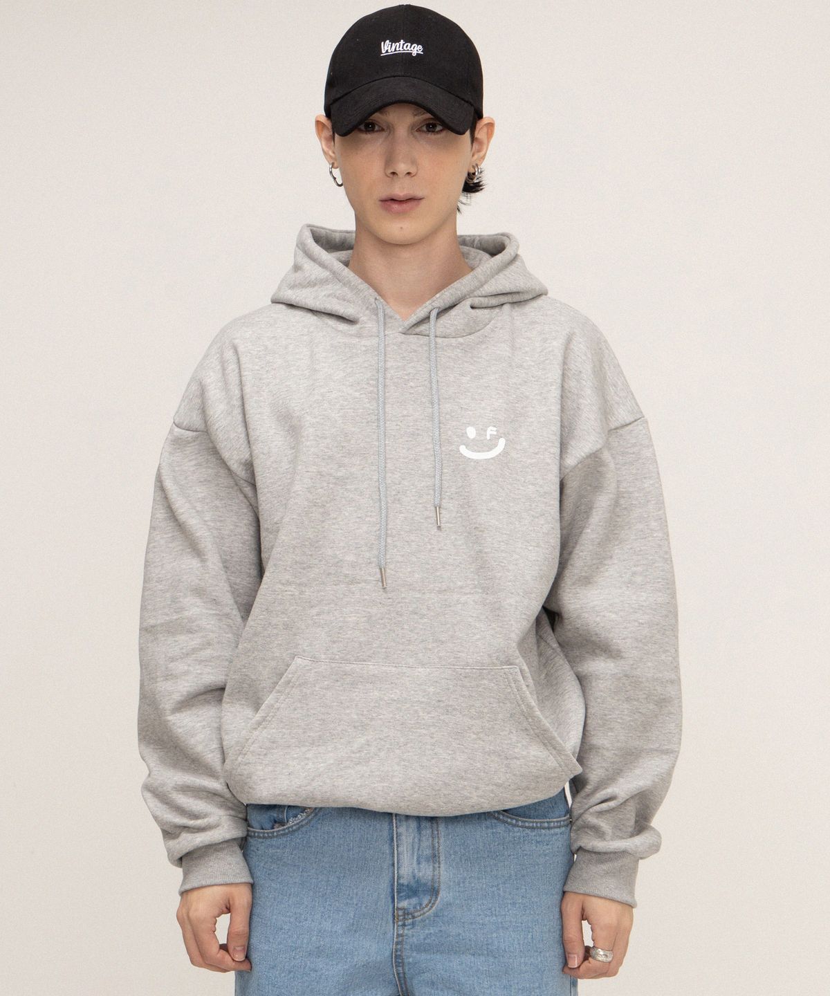 그레이버(GRAVER) [UNISEX]스몰 드로잉스마일 후드티_그레이