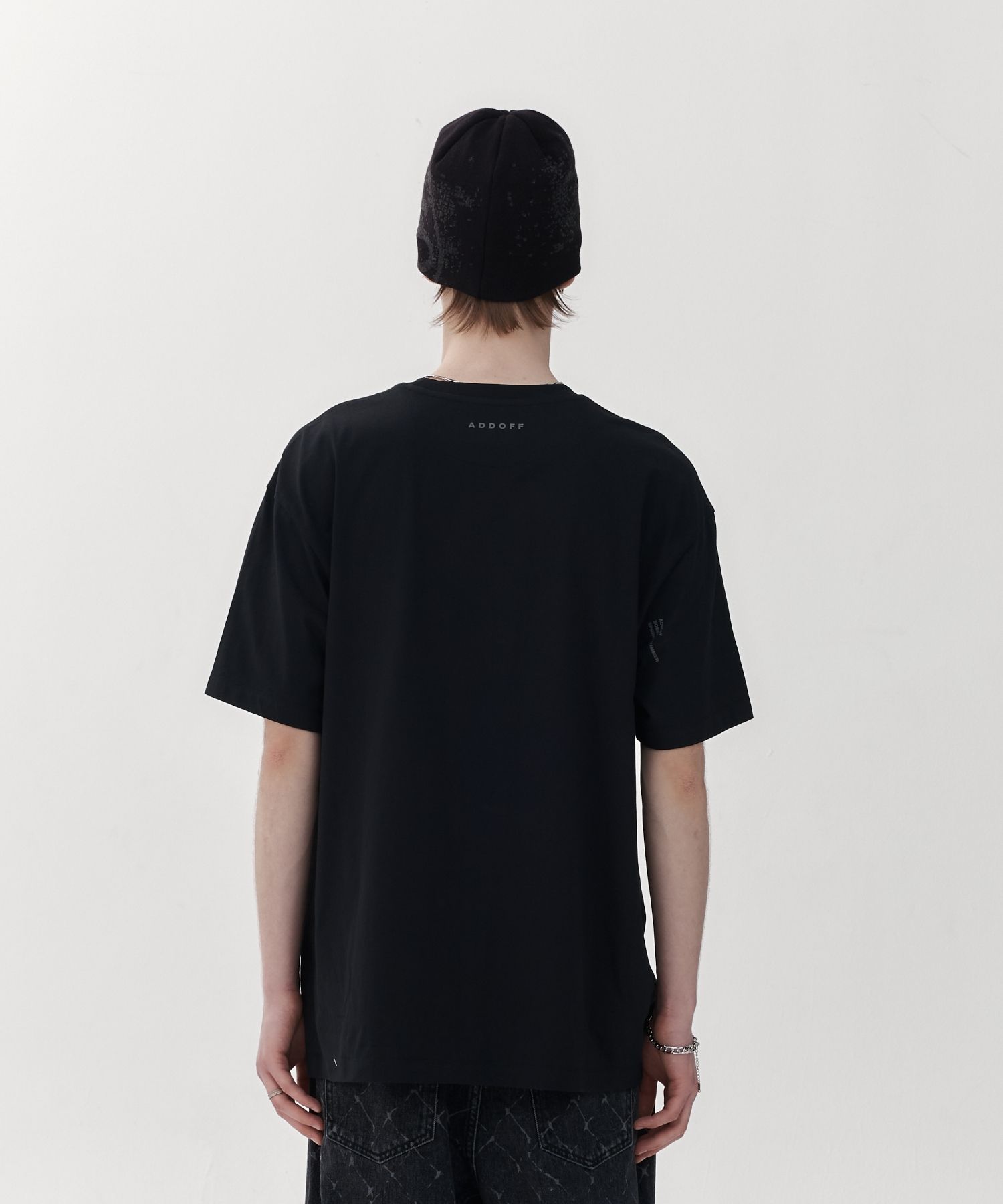 大人気!【ADDOFF】NEED LOVE Tシャツ /ユニセックス/3色 MUSINSA | ADDOFF NEED LOVE T-SHIRT BLACK