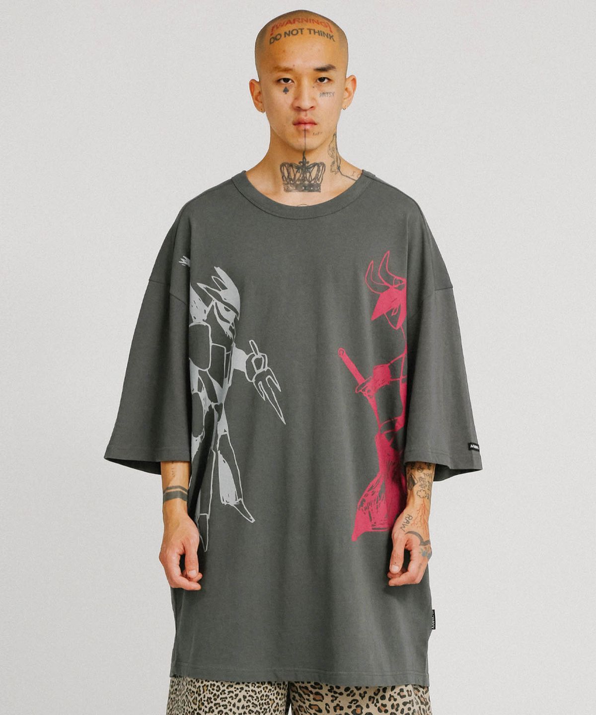 아조바이아조(AJOBYAJO) Robots Duel Oversized T-Shirt [Charcoal]