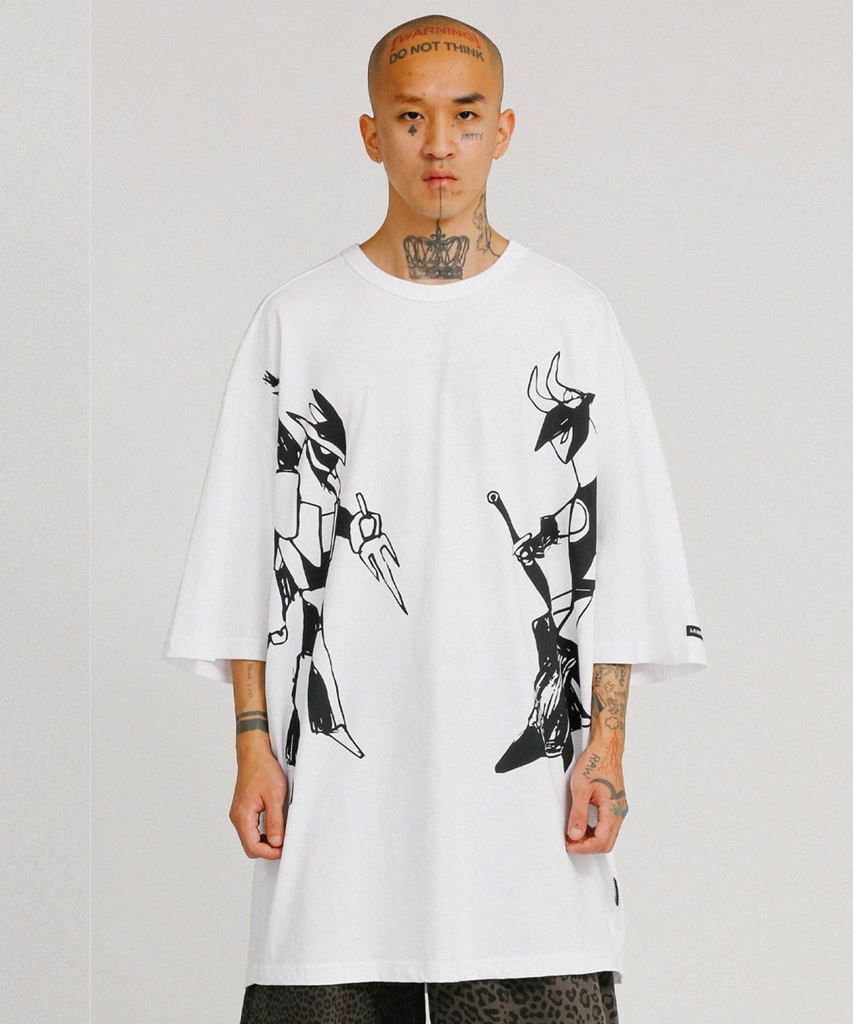 아조바이아조(AJOBYAJO) Robots Duel Oversized T-Shirt [White]