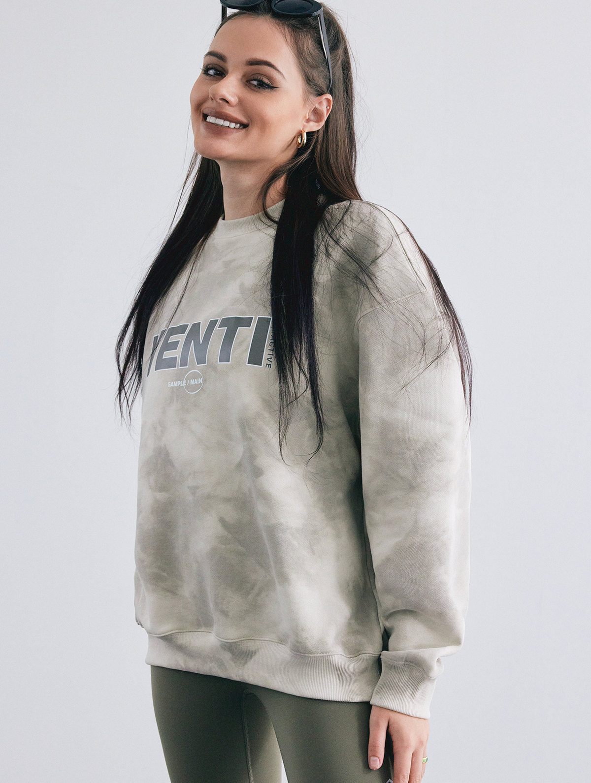 인지액티브(INJIACTIVE) VENTI TIE-DYE SWEATSHIRT 베이지