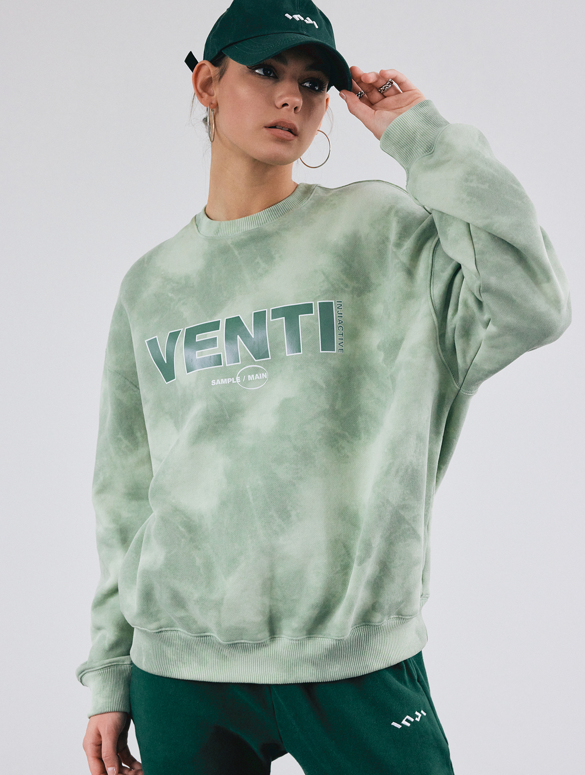 인지액티브(INJIACTIVE) VENTI TIE-DYE SWEATSHIRT 그린