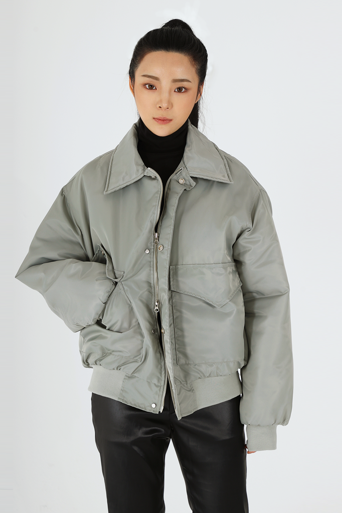디메이든(DEMADEN) 카라넥 투웨이 MA1 자켓 라이트그레이