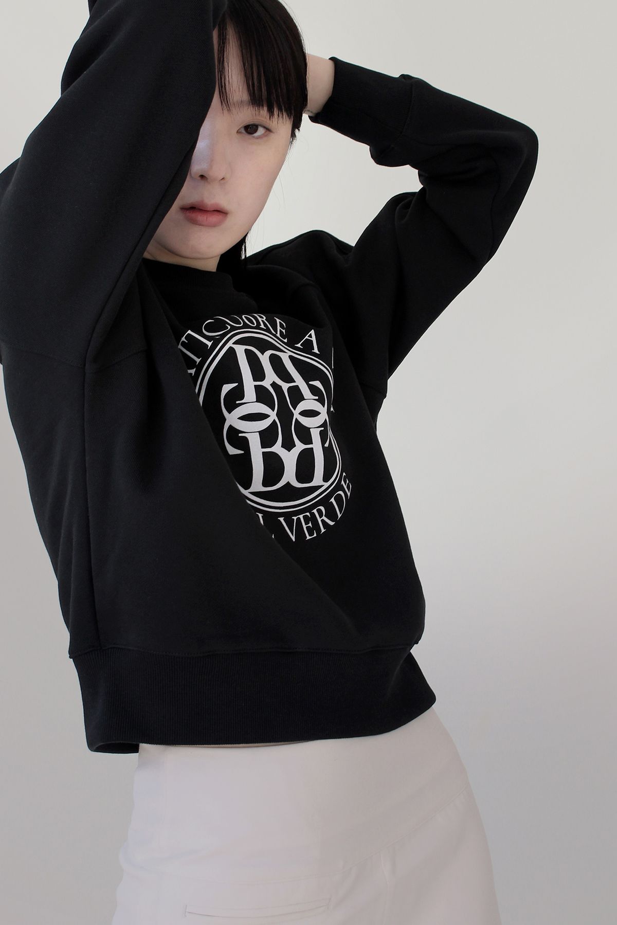 루바티(RUBATI) Univ del Verde Sweatshirt (Black)