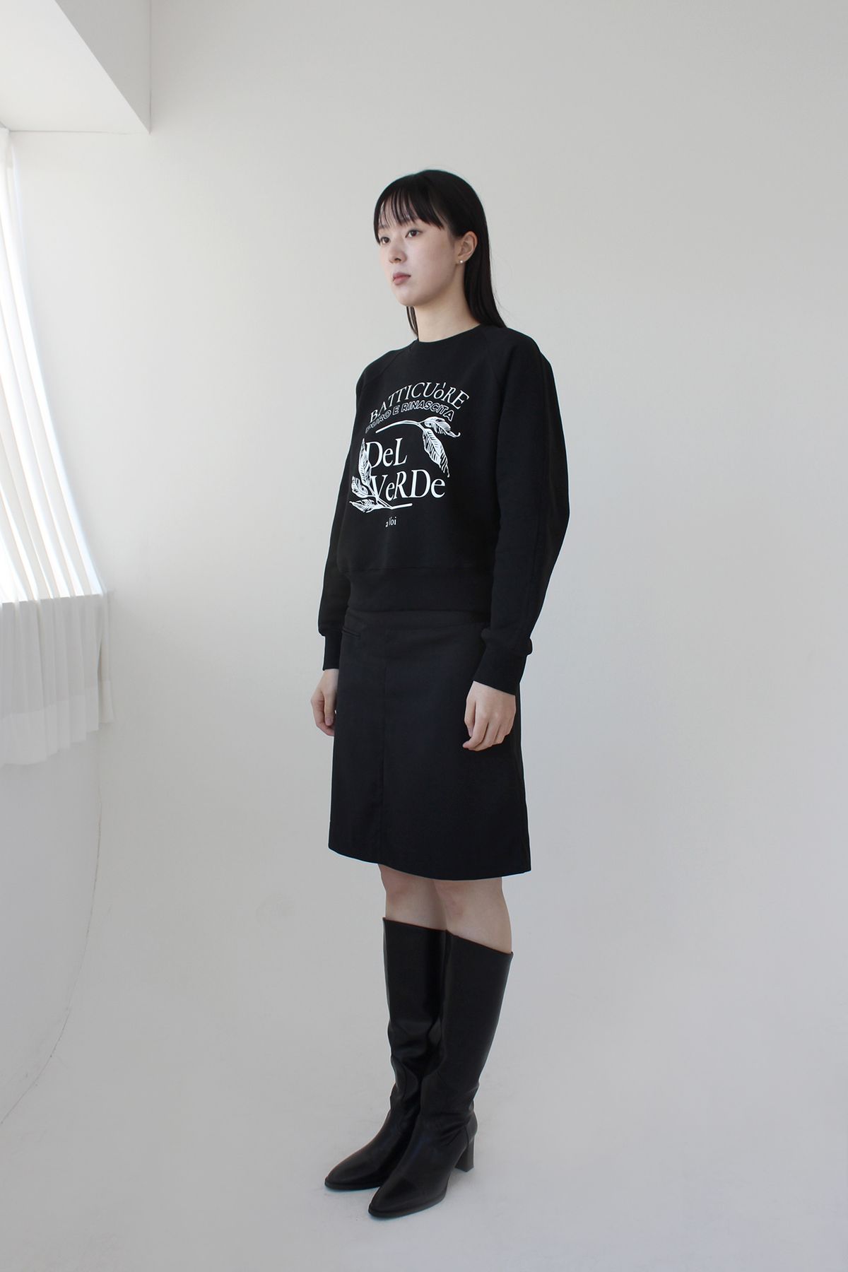 루바티(RUBATI) Leaf del Verde Sweatshirt (Black)