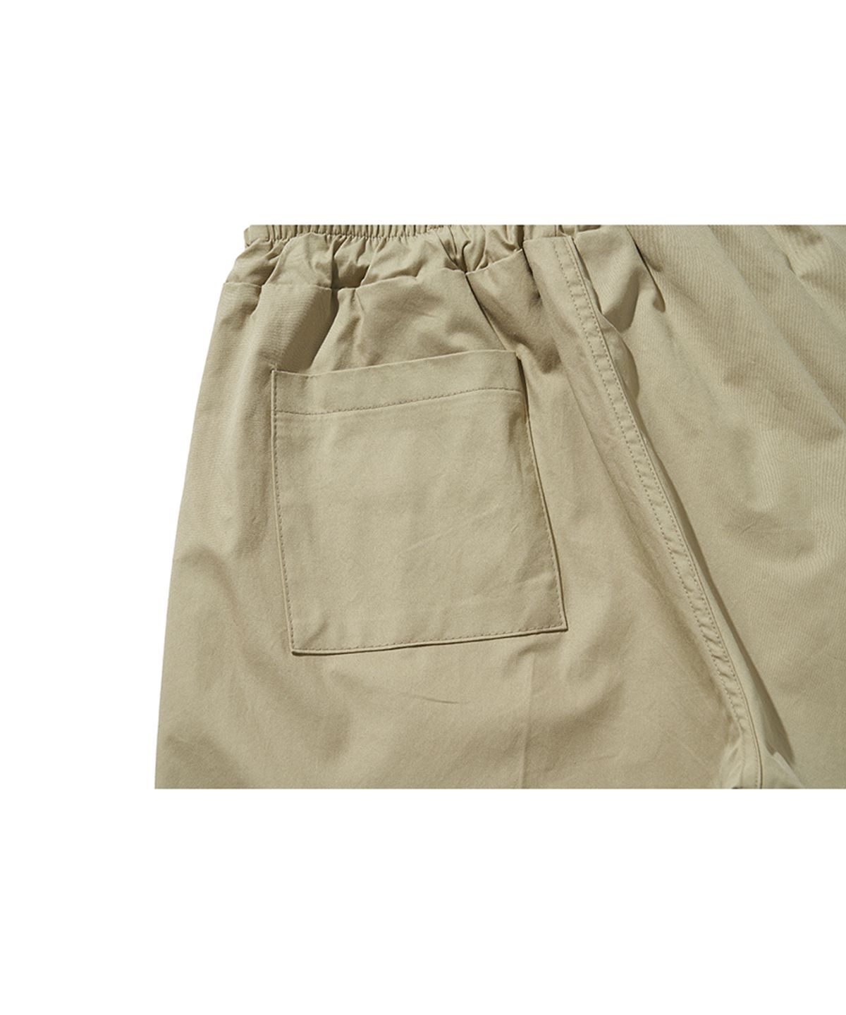 모아(MOAA) 버뮤다 투턱 하프 팬츠 (BEIGE)