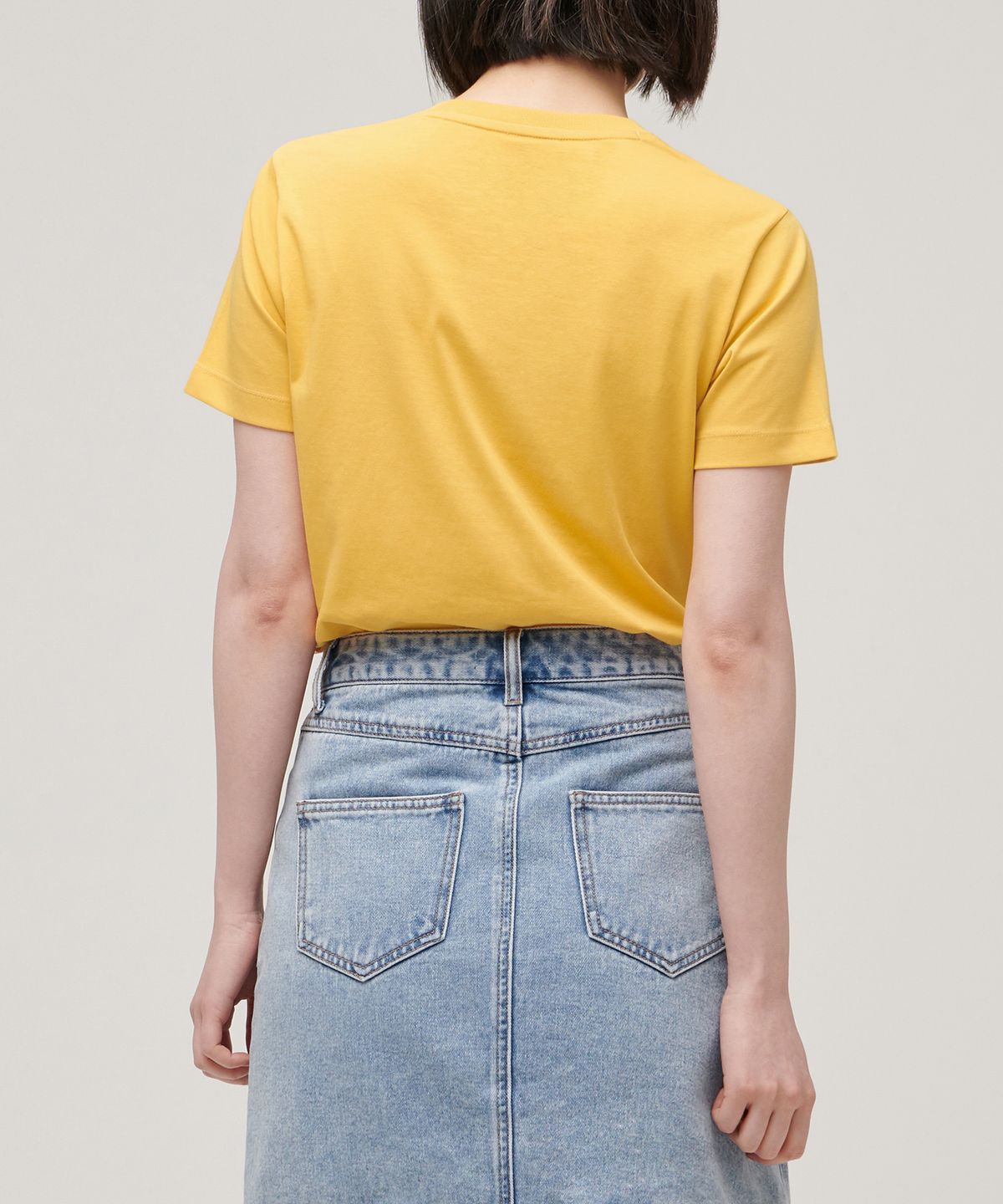 무신사 스탠다드 우먼(MUSINSA STANDARD WOMAN) [쿨탠다드] 우먼즈 베이식 크루 넥 티셔츠 [멜로우 옐로우]