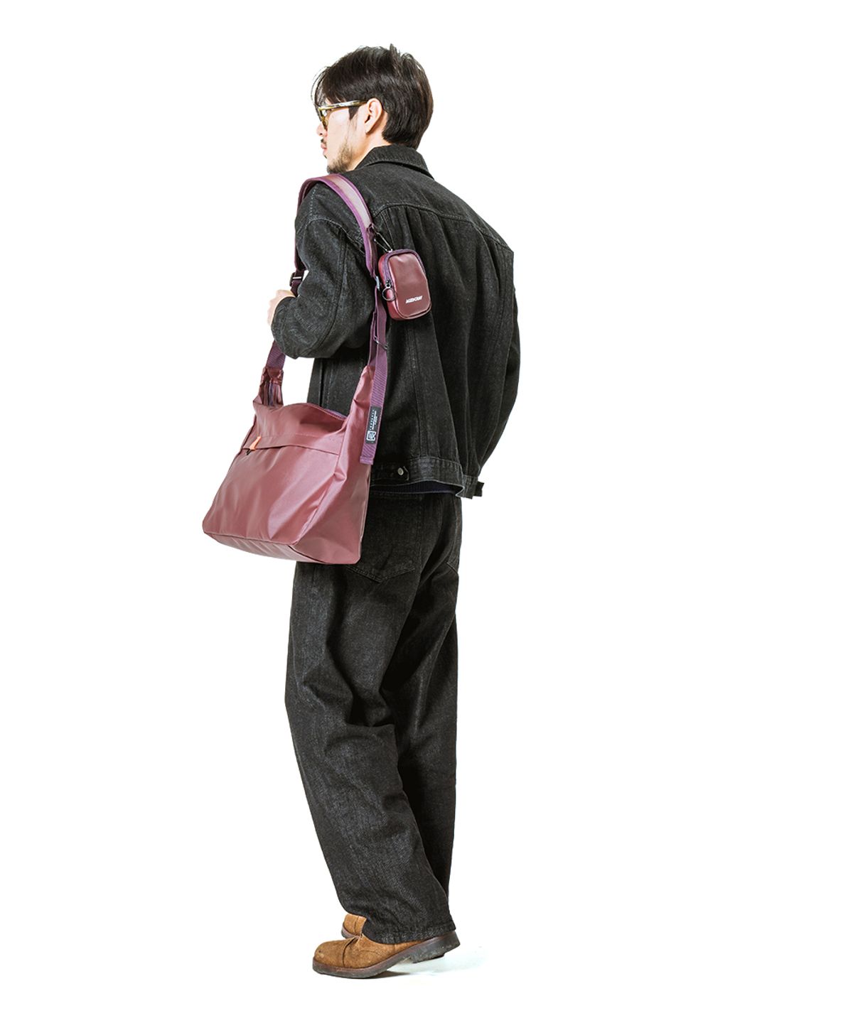 에이지 그레이(AGED GRAY) DAILYMESSENGER(WN)