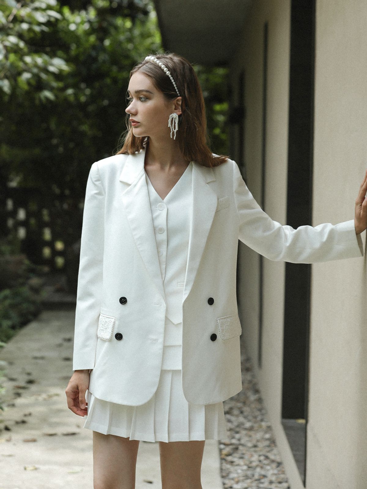 던드롭(DUNDROP) DD white angel double breasted jacket