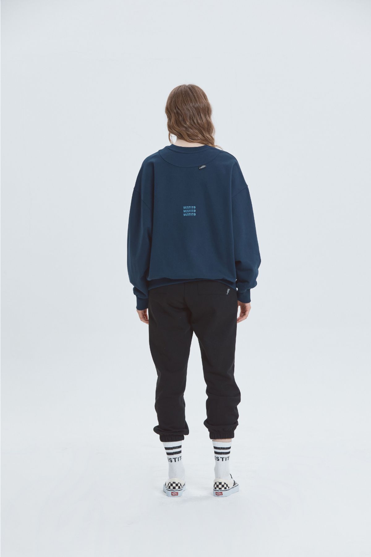 베스띠또(VESTITO) DOPPIO LOGO SWEAT(더블 로고 맨투맨 티)