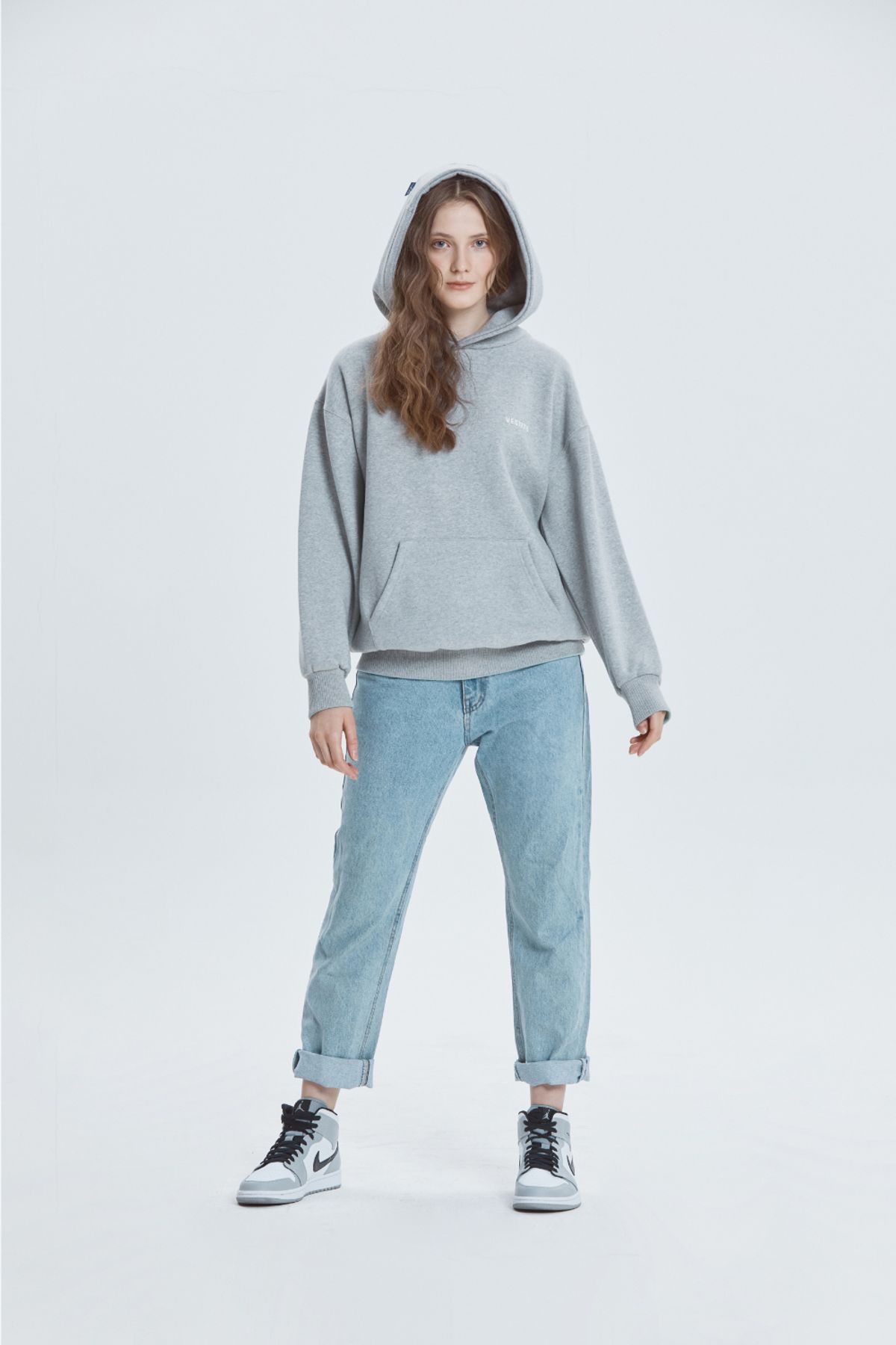 베스띠또(VESTITO) LOGO GRANDE HD SWEAT(빅 로고 후드 티)