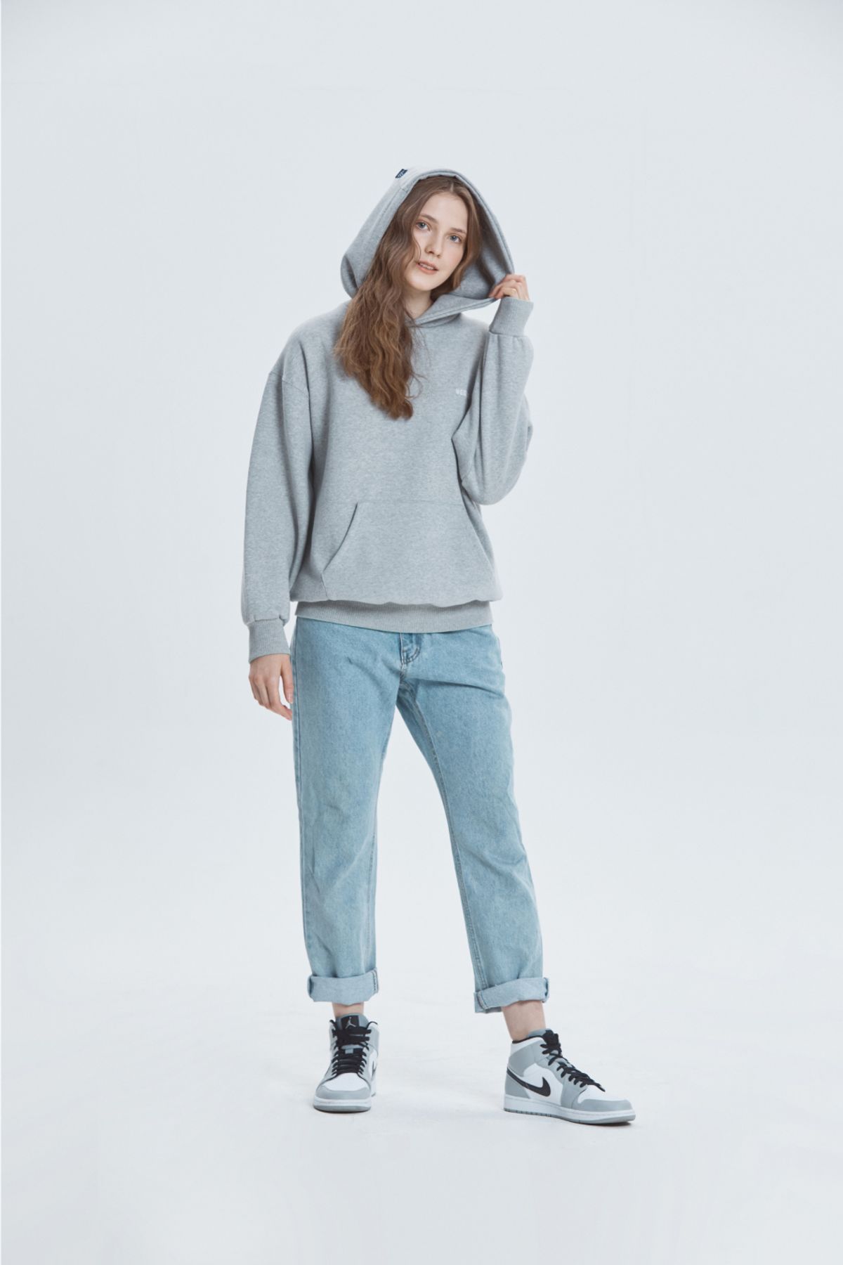 베스띠또(VESTITO) LOGO GRANDE HD SWEAT(빅 로고 후드 티)