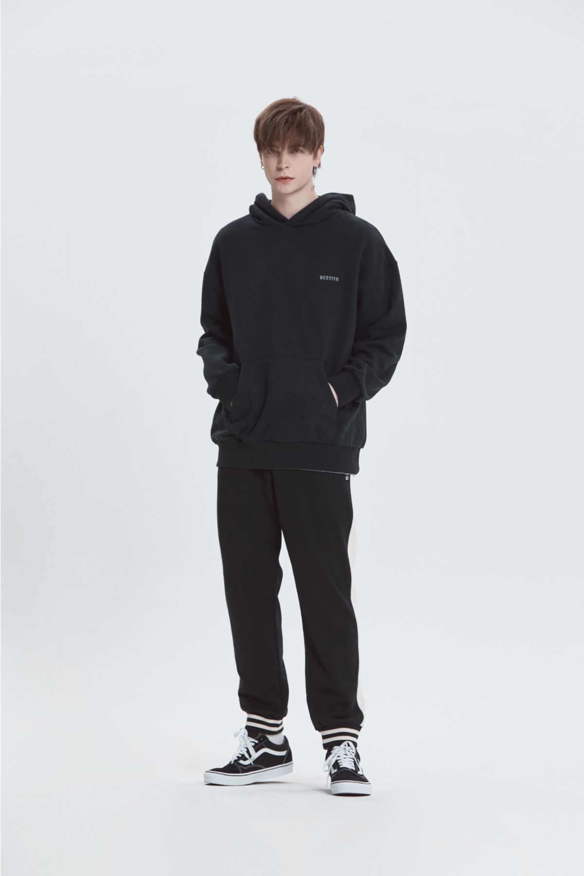 베스띠또(VESTITO) LOGO GRANDE HD SWEAT(빅 로고 후드 티)