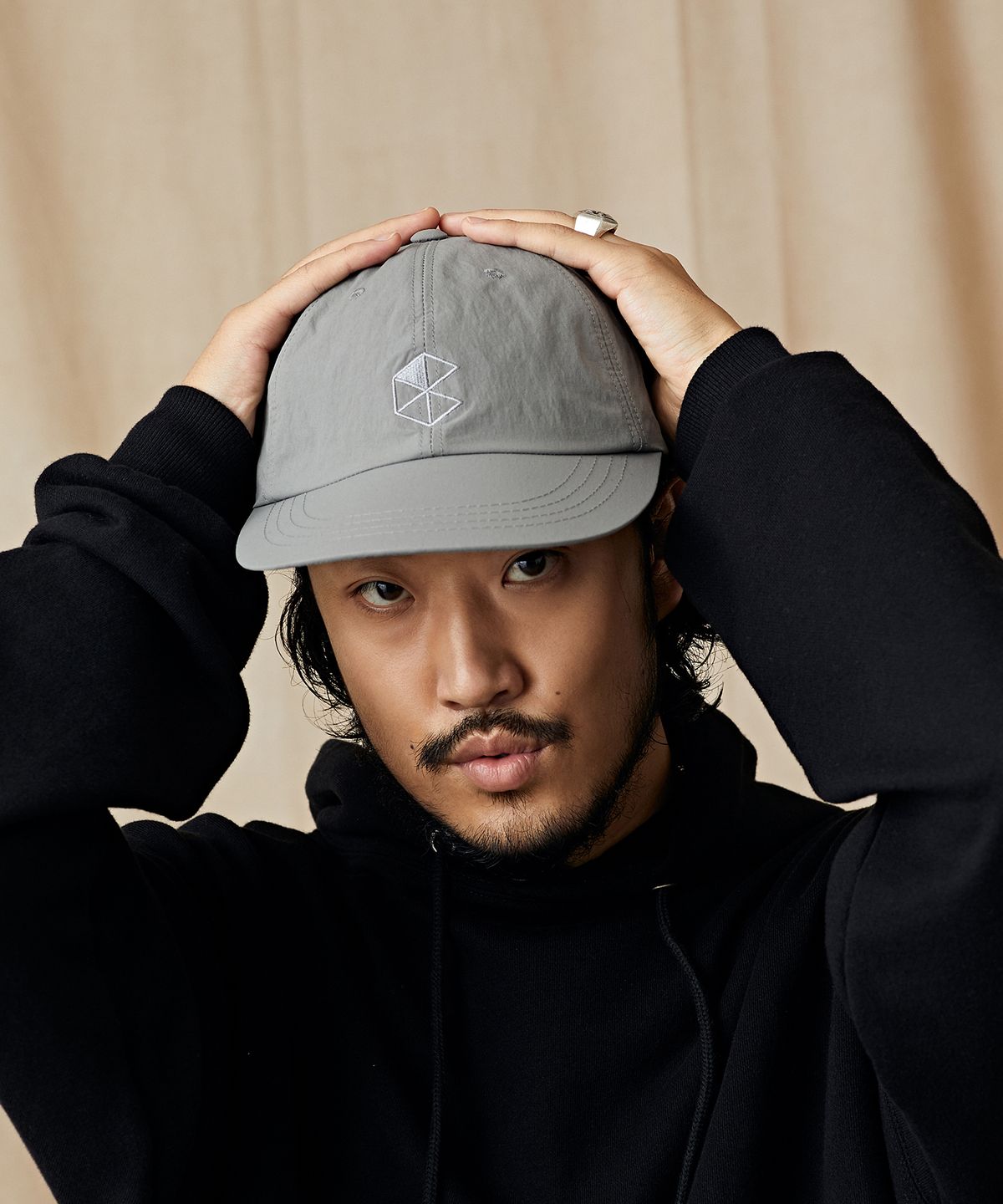 시티스트리트(CITY STREET) LOGO NYLON LONG BILL CAP GRAY