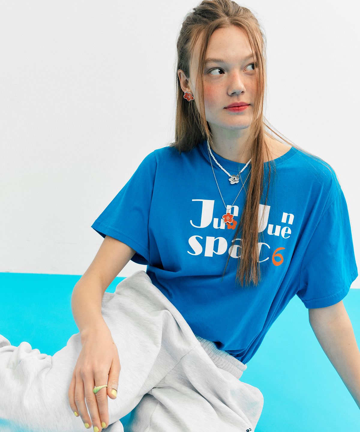 준준스페이스(JUNEJUNE SPACE) June Flower Earring_Orange(플라워 귀걸이_오렌지)