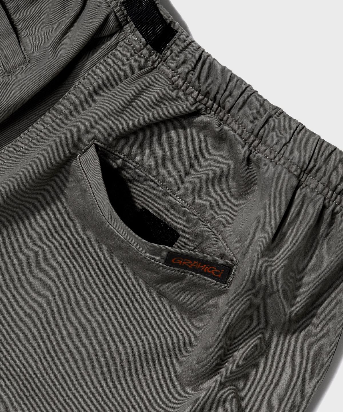 그라미치(GRAMICCI) 루즈테이퍼드 팬츠 Gravel Grey