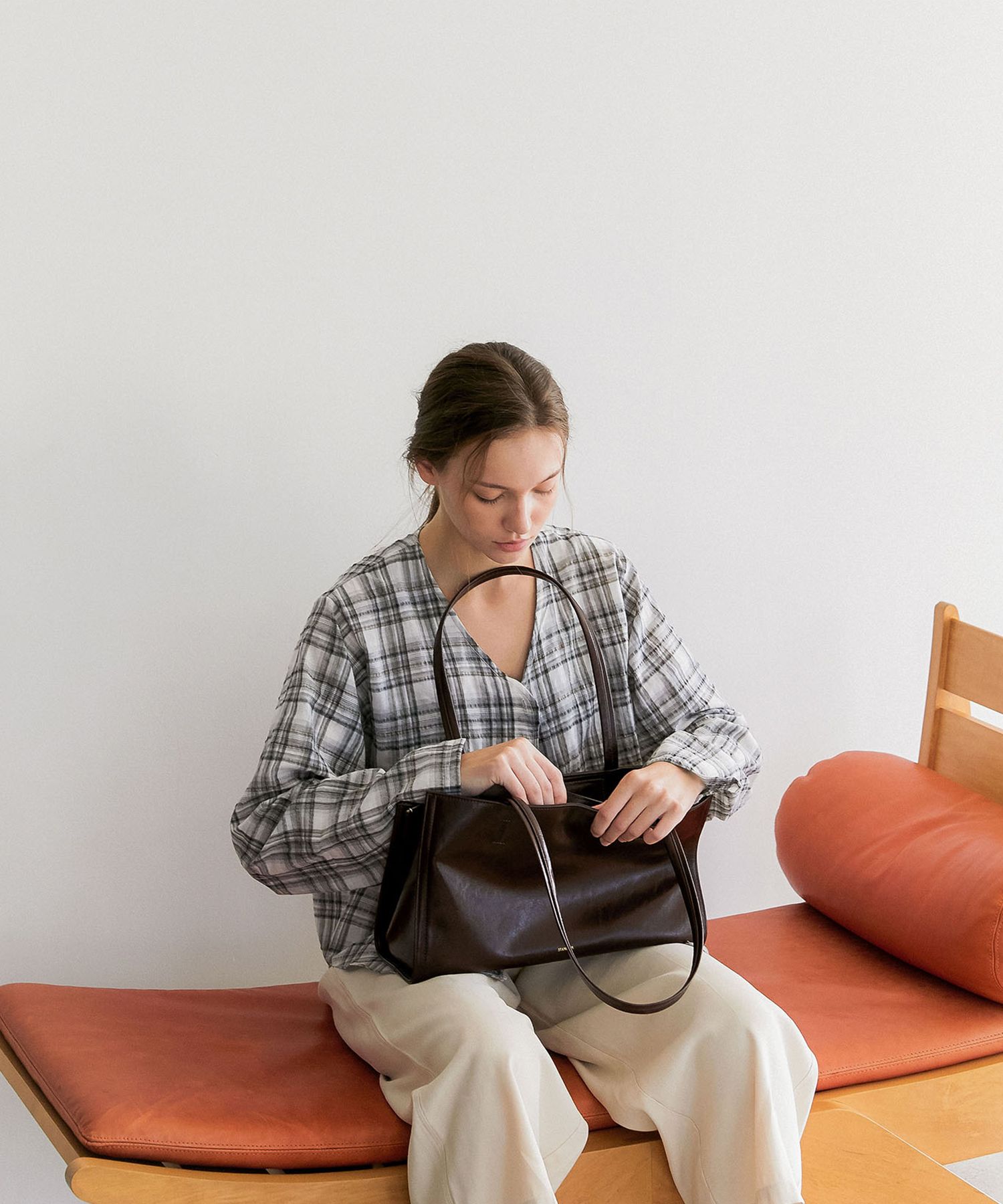 MUSINSA | STAND OIL Oblong bag