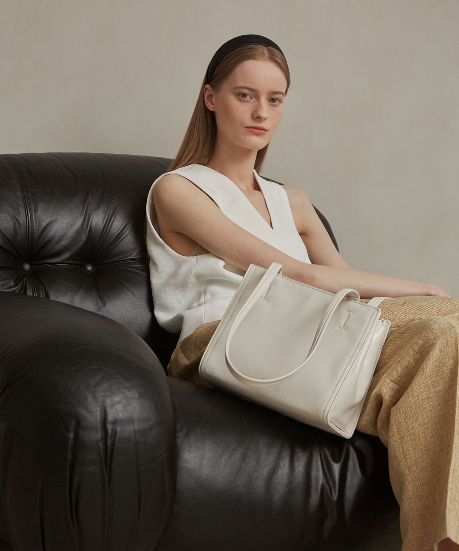 MUSINSA | STAND OIL Oblong bag Mini
