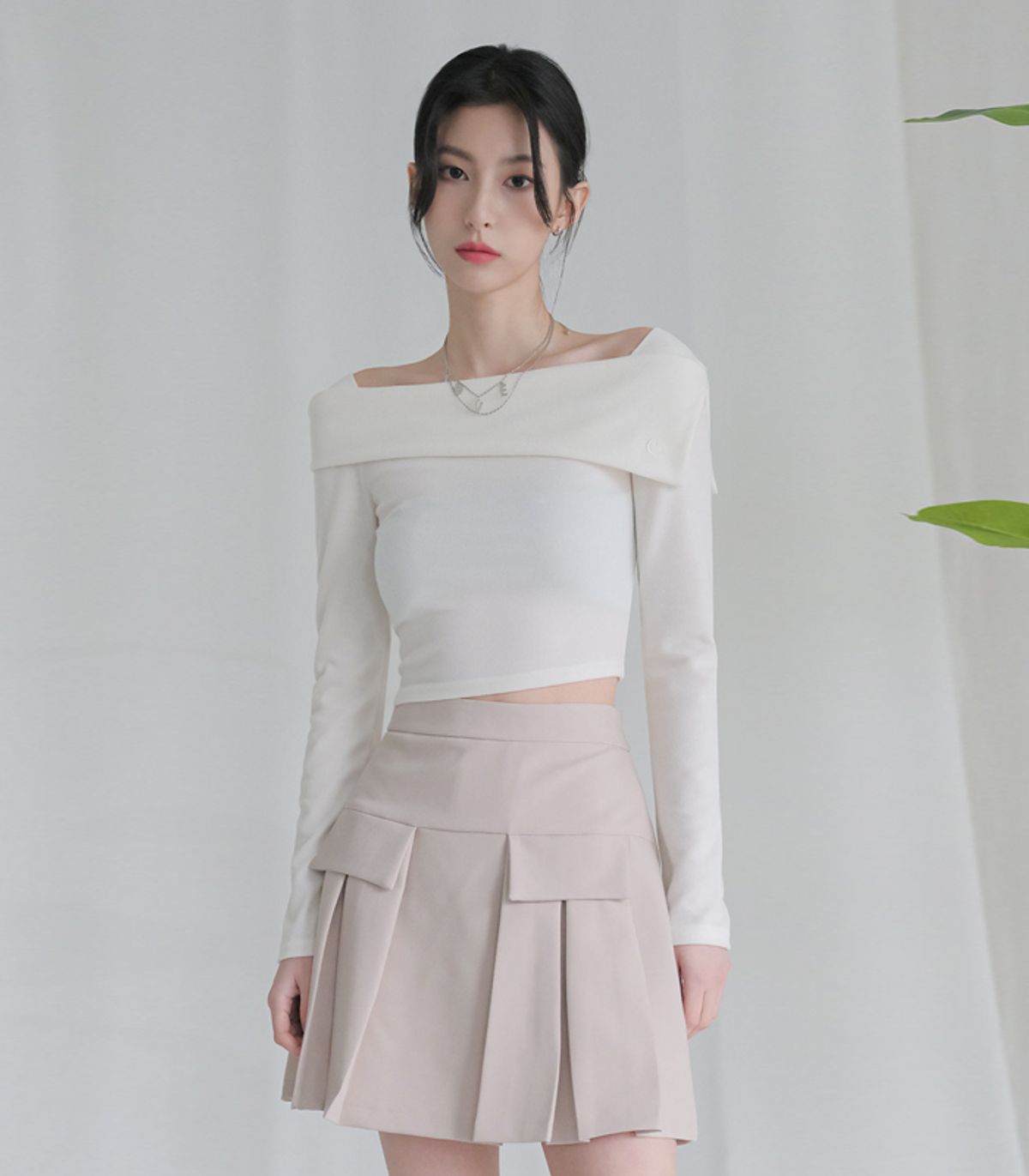 어반드레스(AVANDRESS) Beauty shoulder t-shirt - 5COL