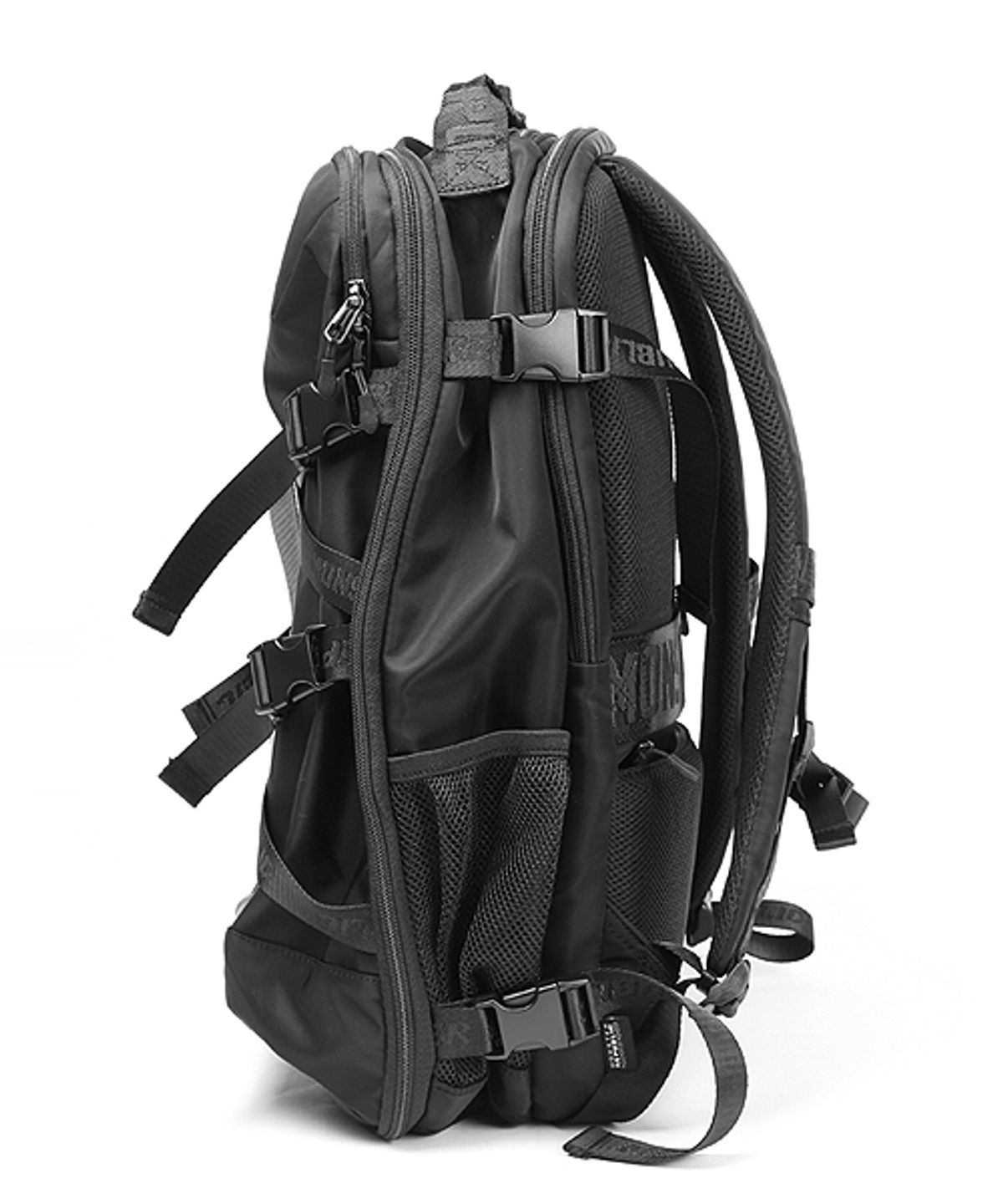 몬스터리퍼블릭(MONSTER REPUBLIC) CHALLENGER TRAVEL BACKPACK / BLACK