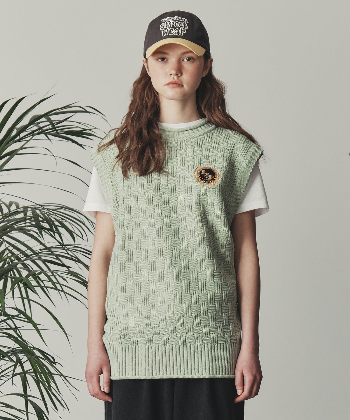비전스트릿웨어(VISION STREETWEAR) VSW Emblem Knit Vest Apple Green