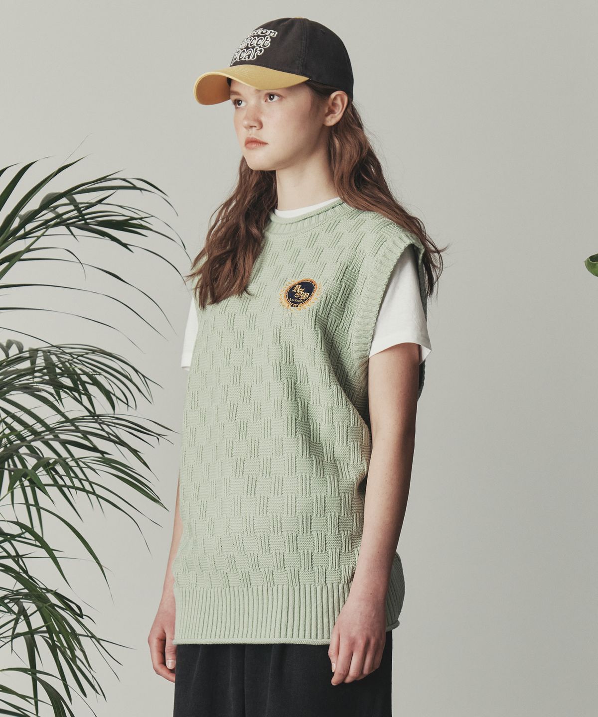 비전스트릿웨어(VISION STREETWEAR) VSW Emblem Knit Vest Apple Green