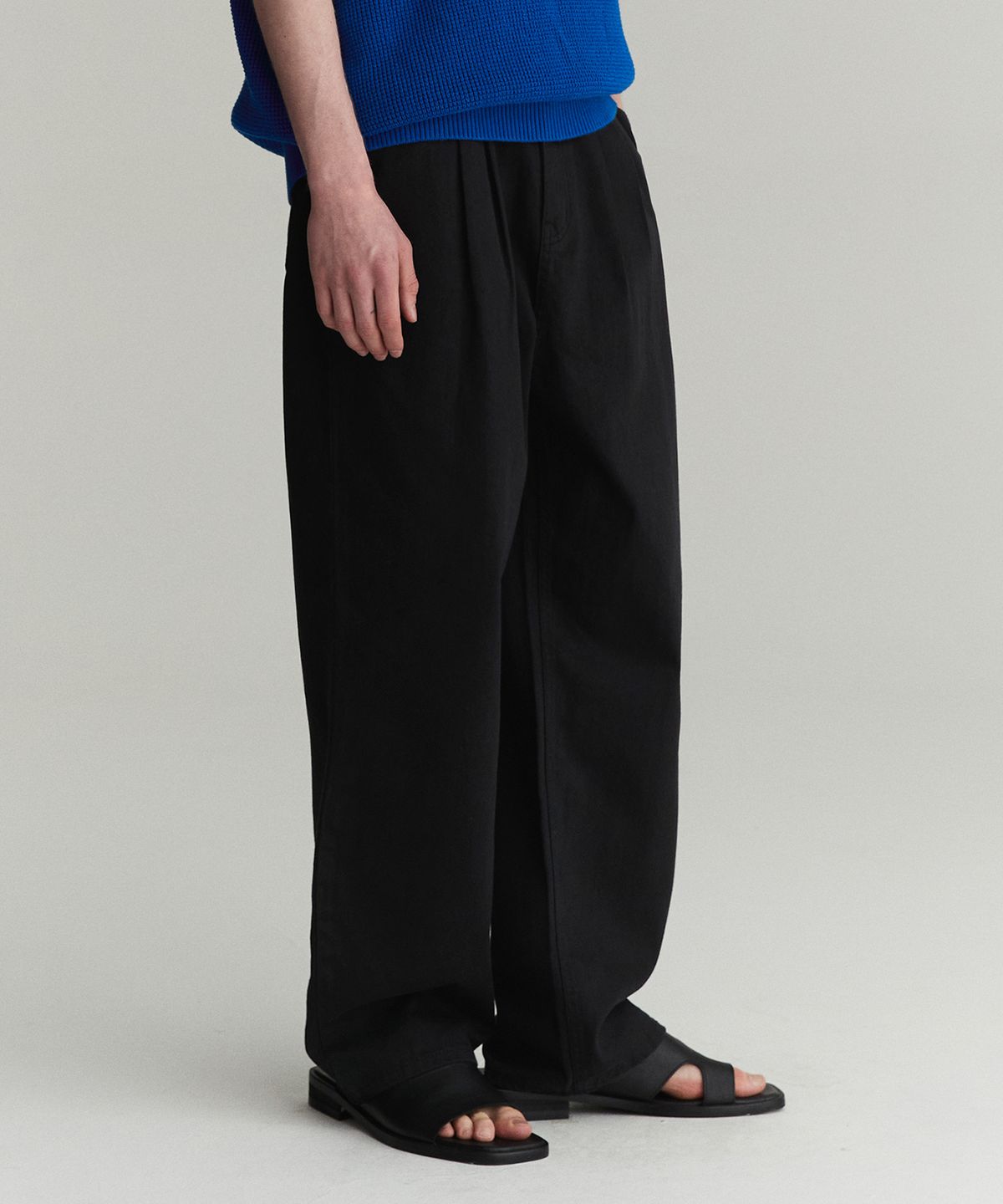 데케트(DECET) Dawn 2Pleats Wide Pants DCPT007Black