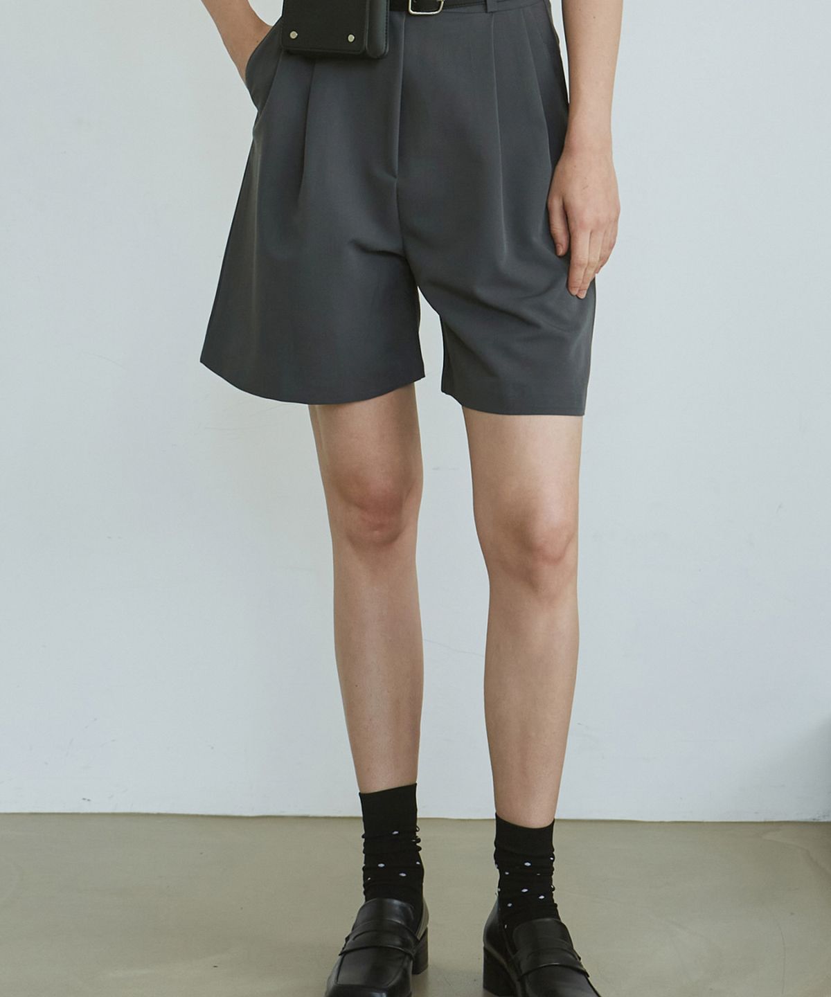 닉앤니콜(NICK&NICOLE) TWO PINTUCK BERMUDA PANTS_5 COLOR