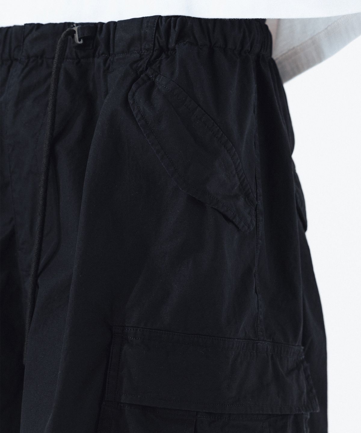 앵글런(ANGLAN) Field Vijo Balloon Pants - Black