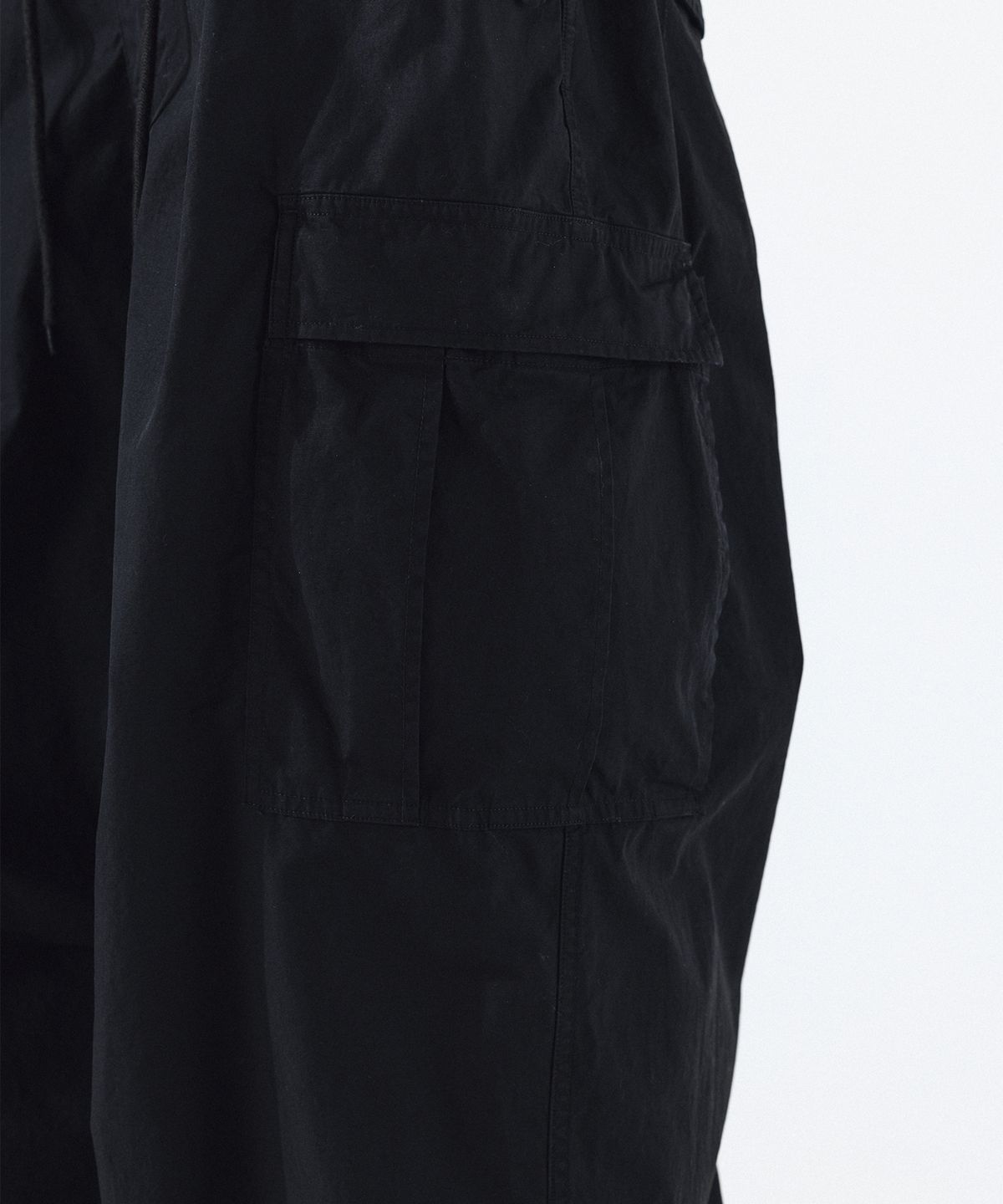 앵글런(ANGLAN) Field Vijo Balloon Pants - Black