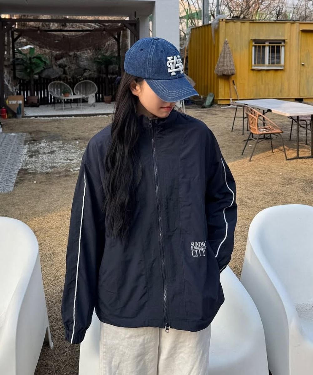OL209_RUNNING CLUB TRACK JACKET_NAVY