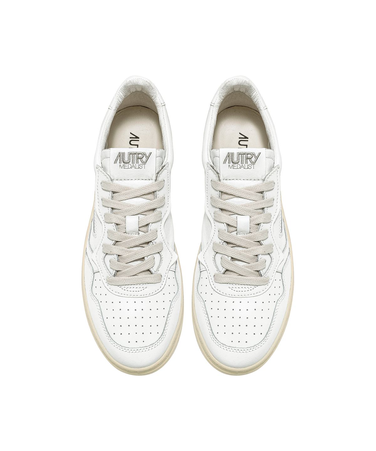 오트리(AUTRY) 메달리스트 스니커즈 in leather white