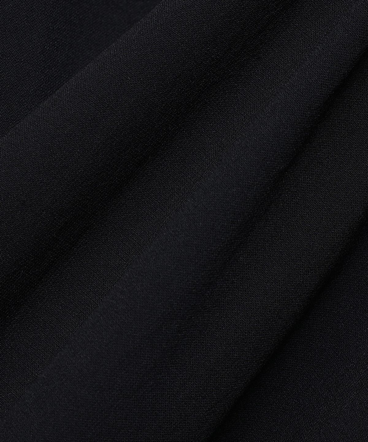 노이어(NOIRER) 에시메트릭 레이어드 맥코트 (블랙)