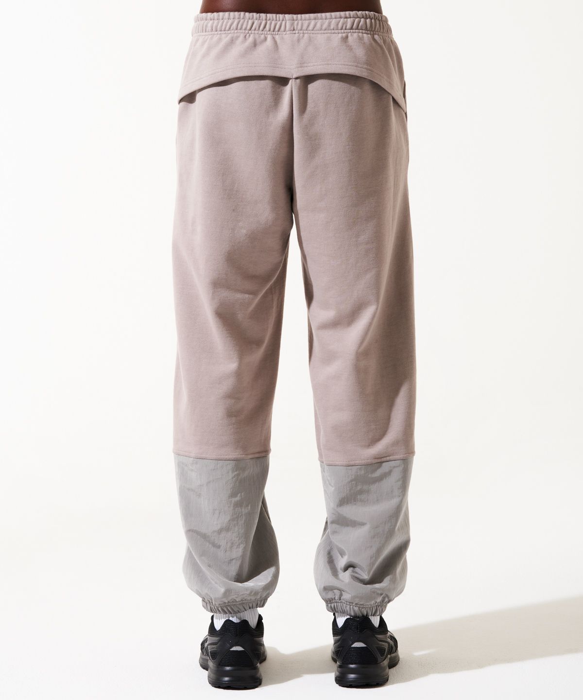 노이스스튜디오(NOICE STUDIO) 노이스 스튜디오 Potential 750 조거 팬츠 Jogger Pants - 타우페