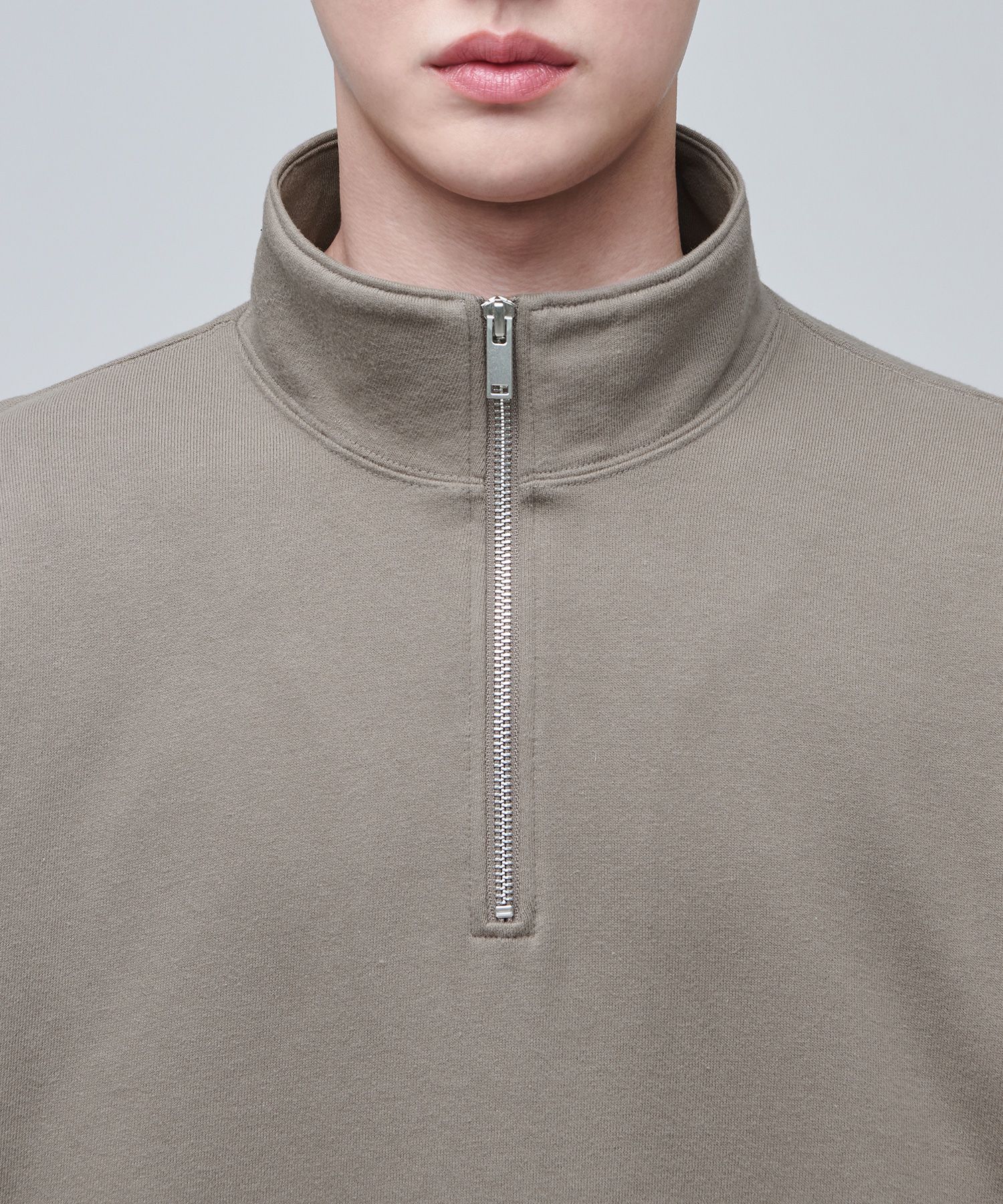 MUSINSA | MUSINSA STANDARD OVERSIZED HALF ZIP SWEATSHIRT