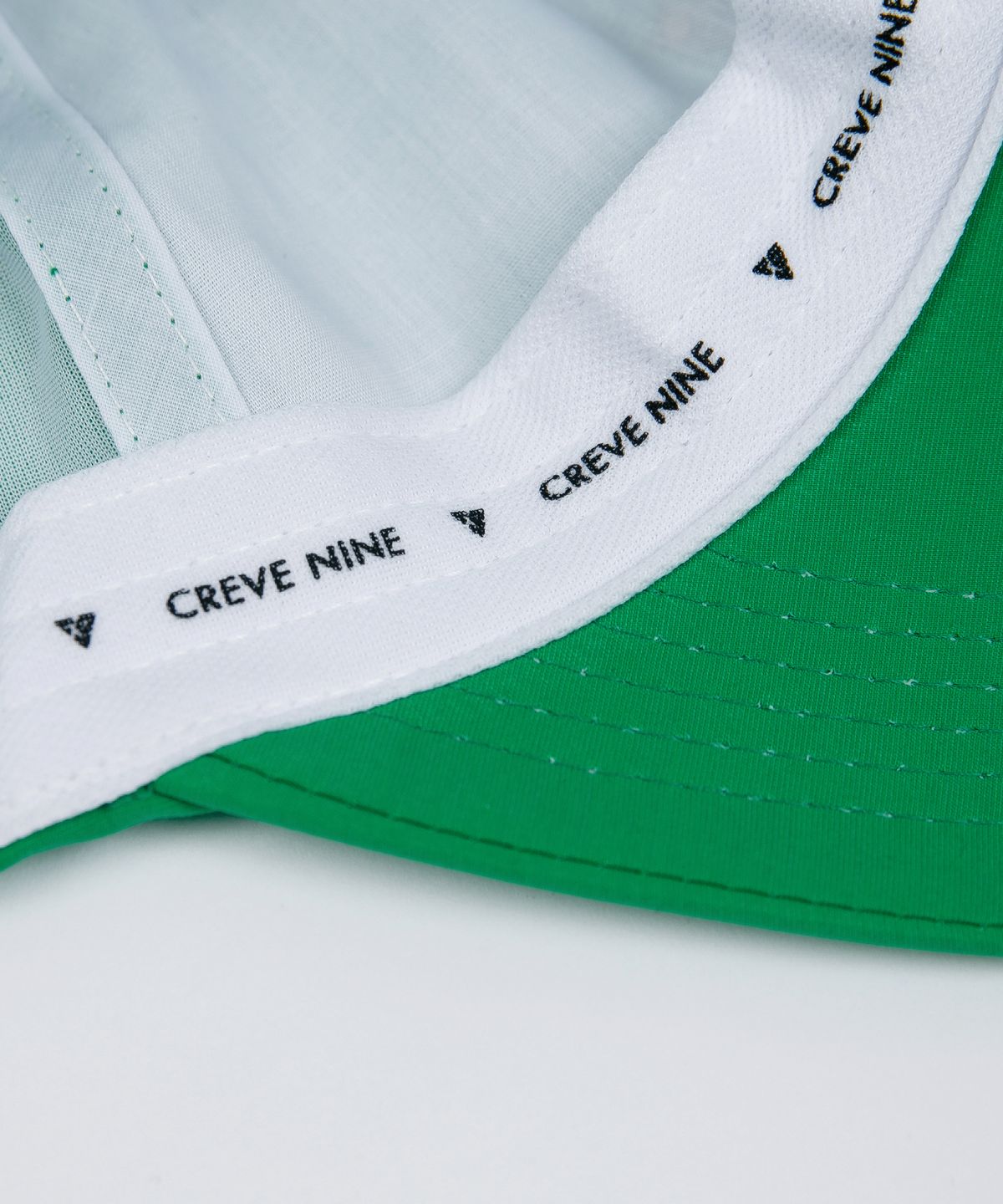 크리브나인(CREVE9) 로고 볼캡