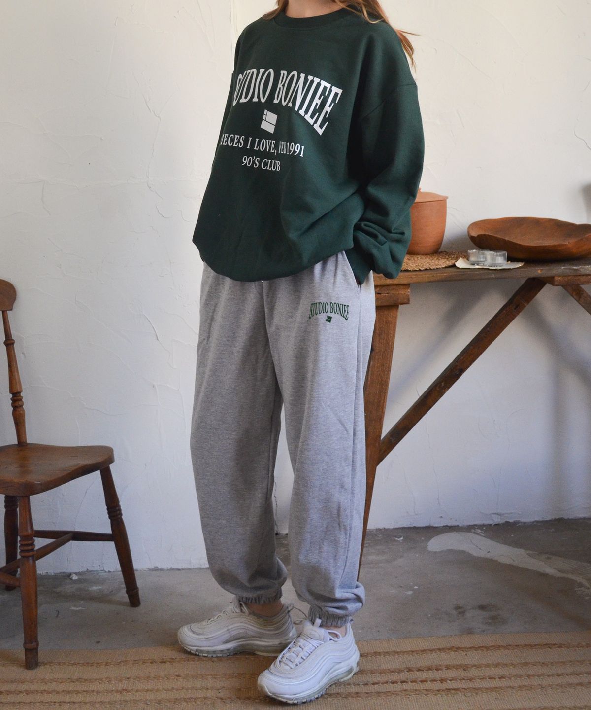 보늬(BONIEE) [기모 선택] 아치 타이포 조거(Jogger) 밴딩 팬츠 그레이