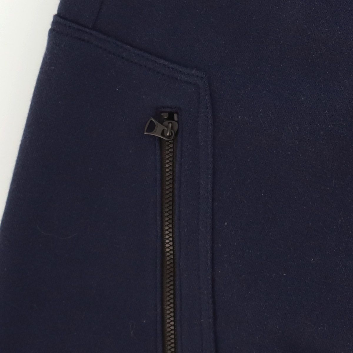 볼컴(VOLCOM) SUN STONE 슬림핏 포켓 조거팬츠(네이비)