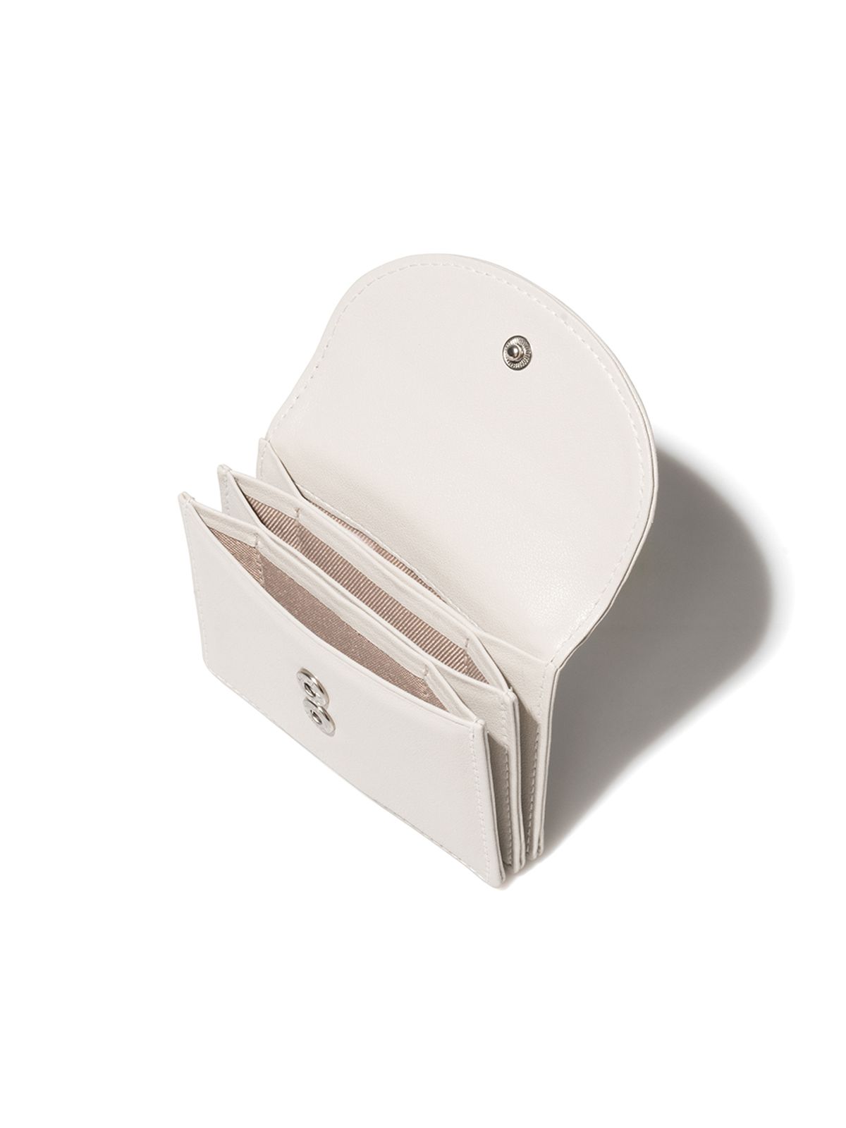 페넥(FENNEC) HALFMOON ACCORDION POCKET - ECRU