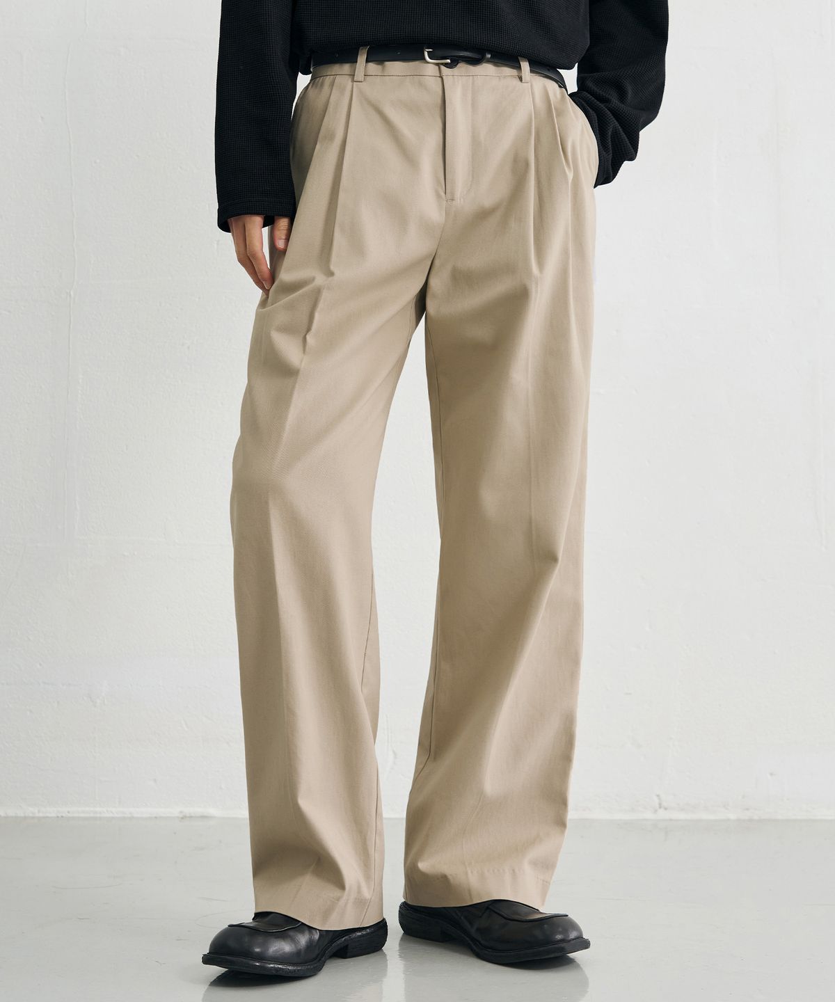 드로우핏(DRAW FIT) 와이드 밴딩 치노 팬츠 [L.BEIGE]