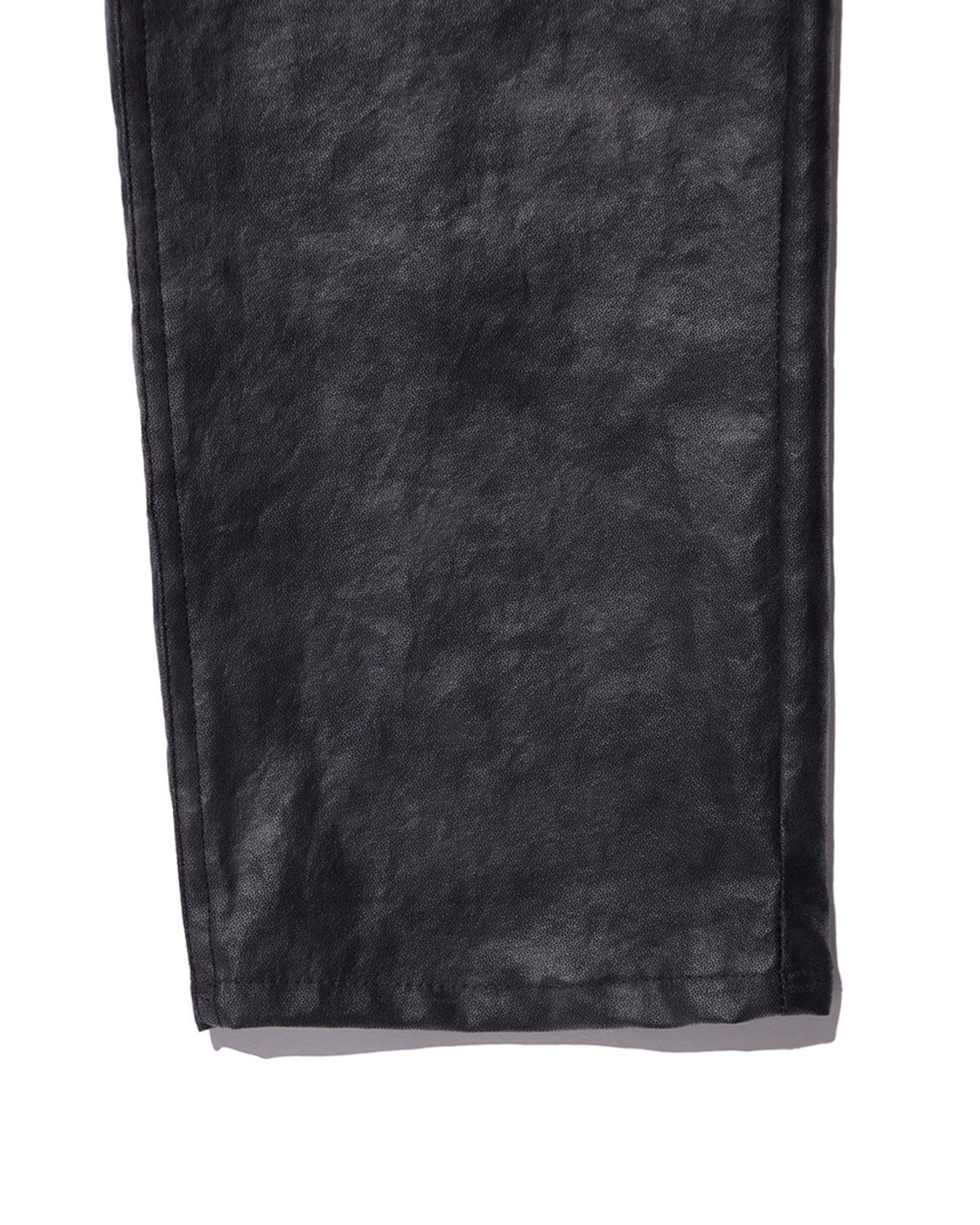 비슬로우(BESLOW) PRINTED LEATHER PANTS BLACK